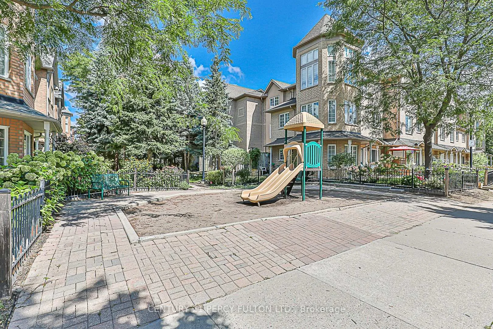 Photo 25 of Unit 1, 12 Cox Boulevard, Markham, Unionville — HOMEH