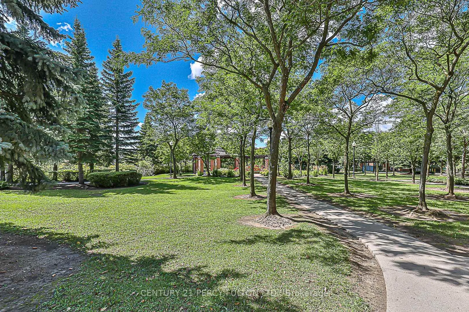 Photo 26 of Unit 1, 12 Cox Boulevard, Markham, Unionville — HOMEH