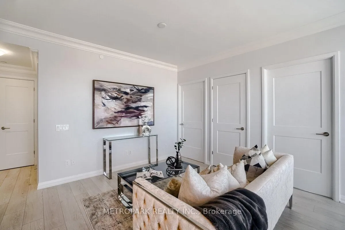 Photo 9 of Unit 3113, 7895 Jane Street, Vaughan, Concord — HOMEH