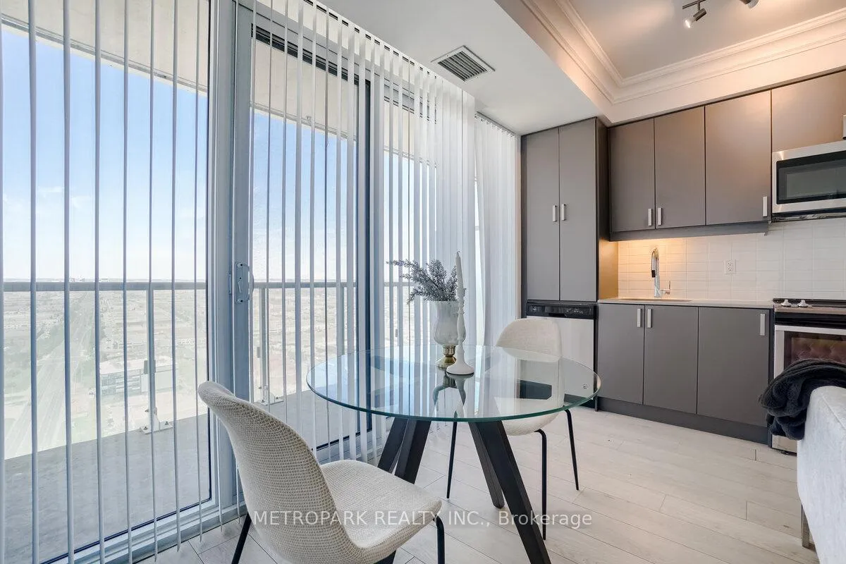 Photo 19 of Unit 3113, 7895 Jane Street, Vaughan, Concord — HOMEH