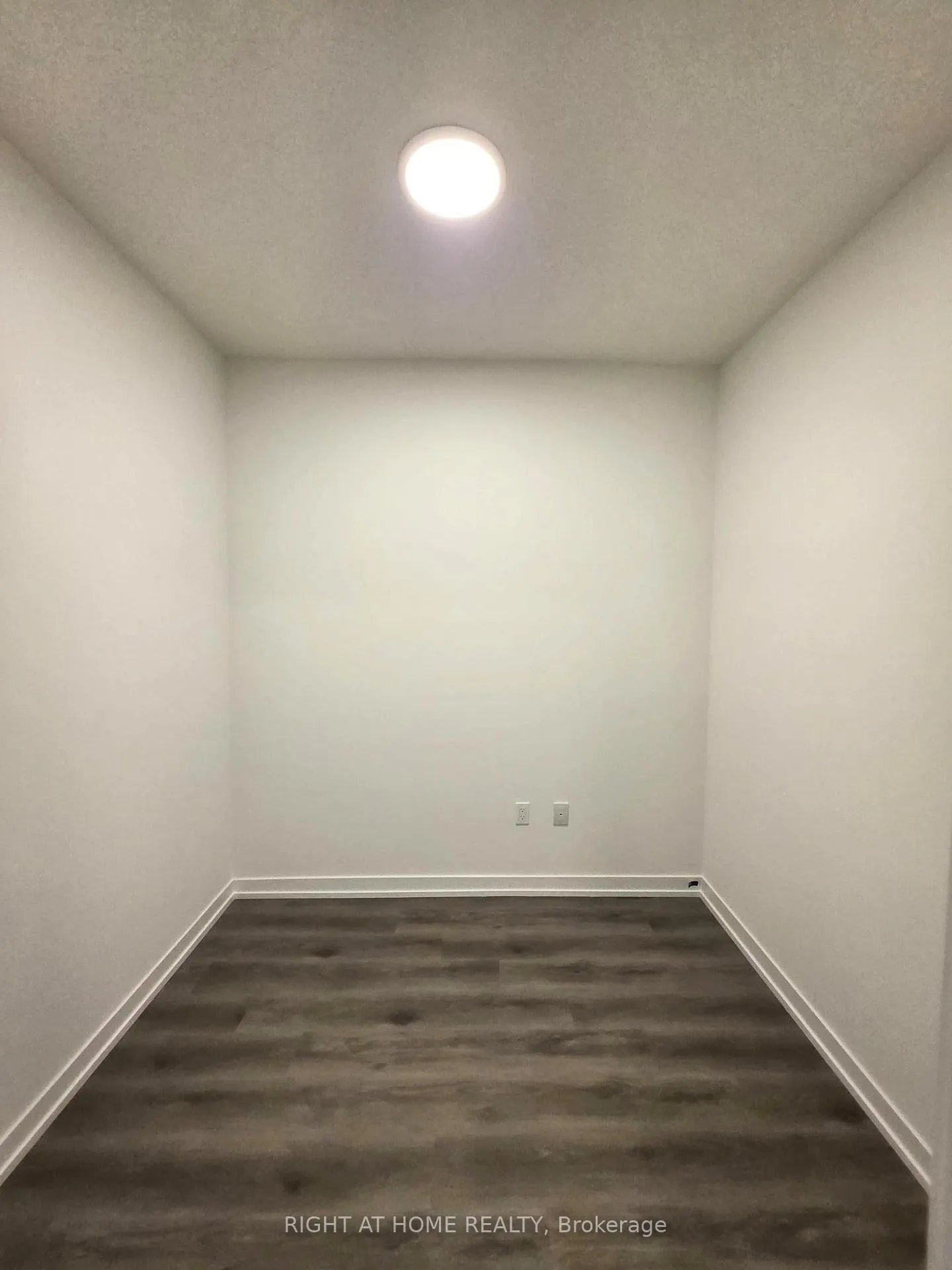 Photo 6 of Unit 4801, 225 Commerce Street, Vaughan, Vaughan Corporate Centre — HOMEH