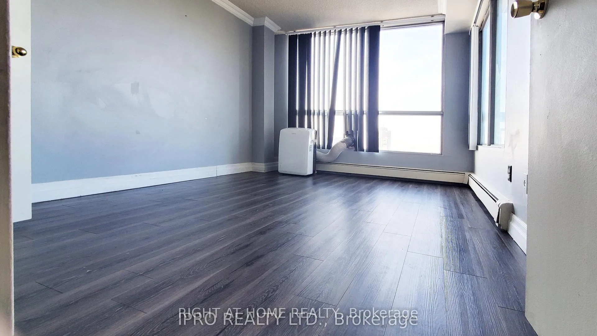 Photo 9 of Unit 3201, 150 Charlton Avenue E, Hamilton, Corktown — HOMEH