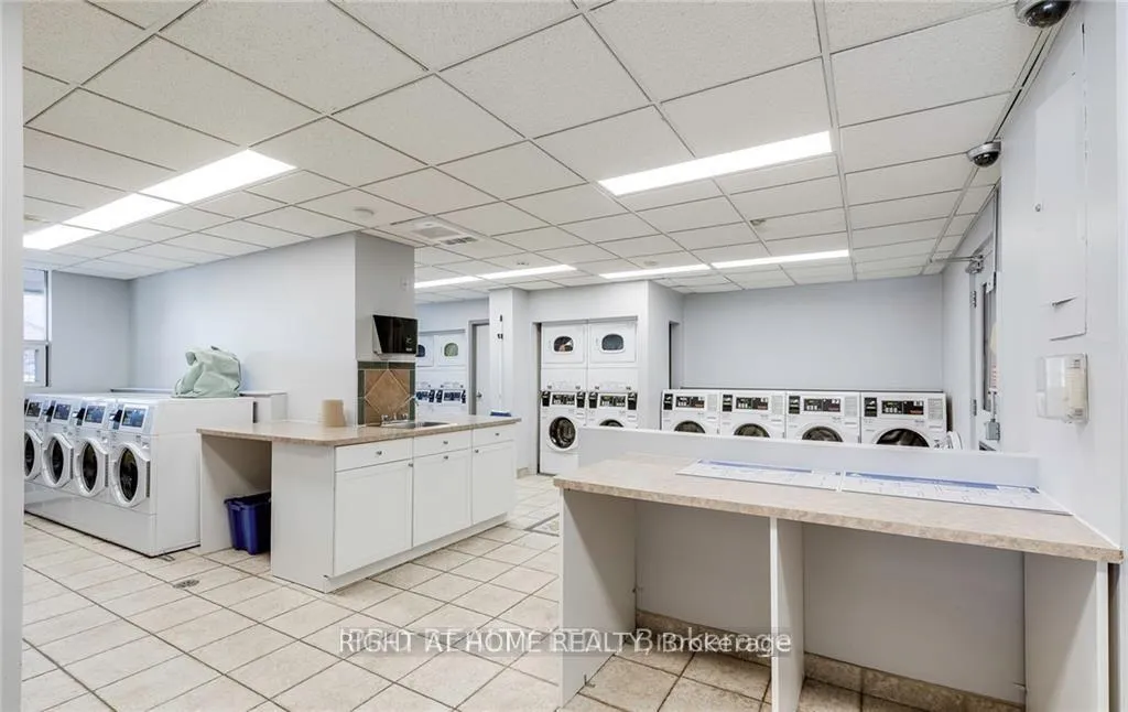 Photo 21 of Unit 3201, 150 Charlton Avenue E, Hamilton, Corktown — HOMEH