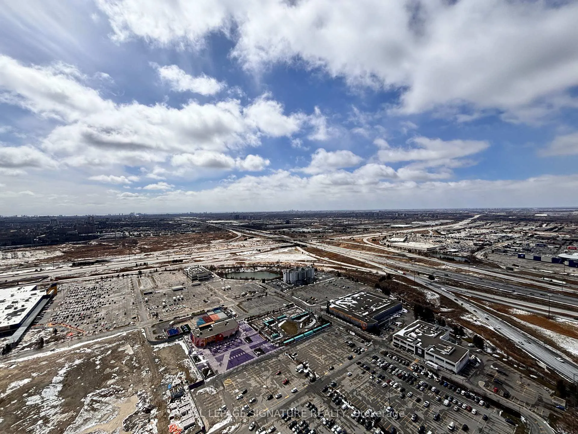 Photo 13 of Unit 5106, 195 Commerce Street, Vaughan, Vaughan Corporate Centre — HOMEH