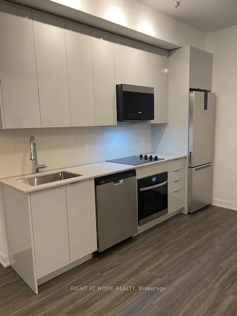 Photo 1 of Unit 504, 498 Caldari Road, Vaughan, Concord — HOMEH