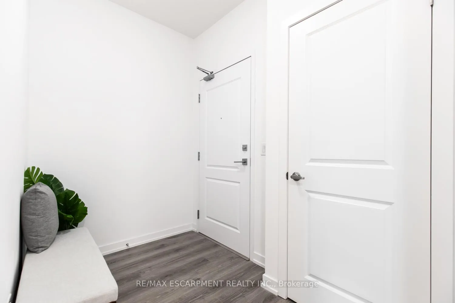 Photo 8 of Unit 301, 81 Robinson Street, Hamilton, Durand — HOMEH