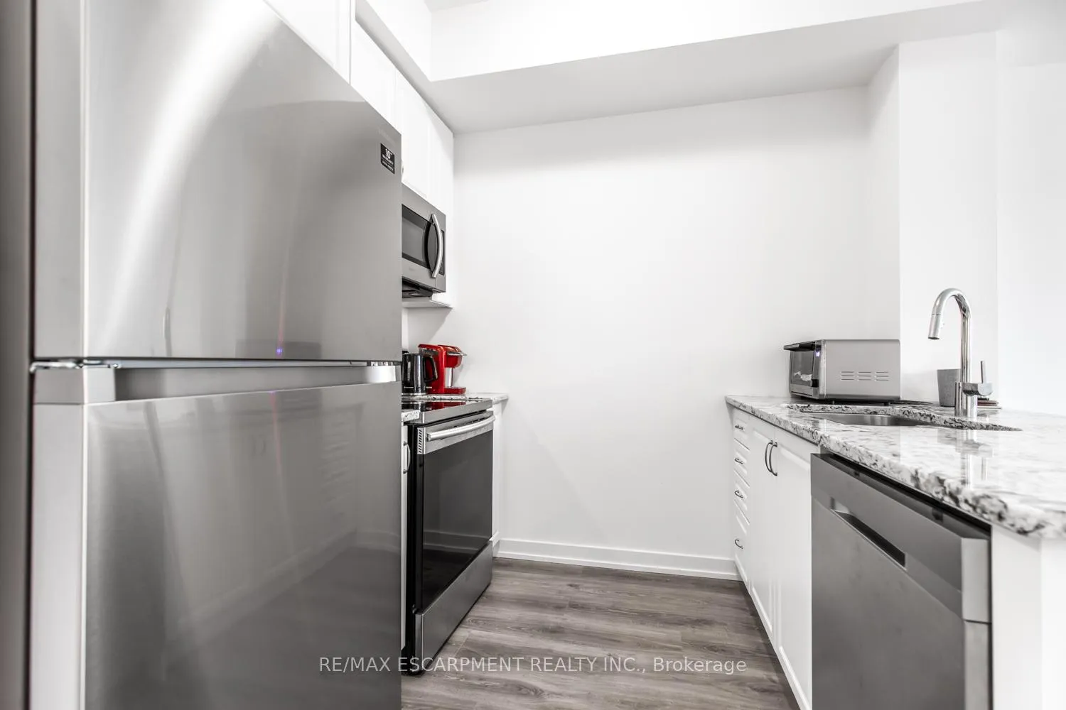Photo 13 of Unit 301, 81 Robinson Street, Hamilton, Durand — HOMEH