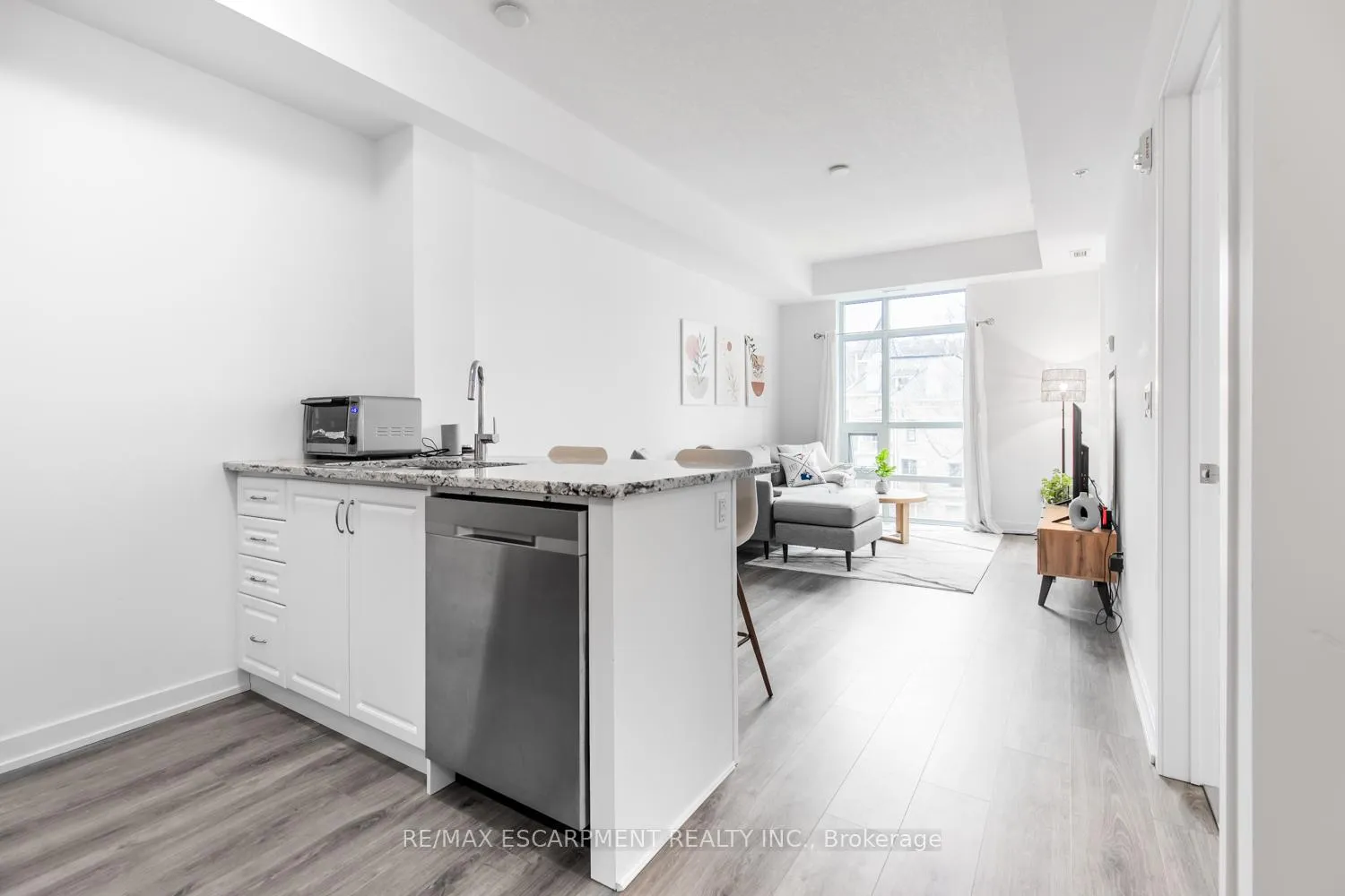 Photo 16 of Unit 301, 81 Robinson Street, Hamilton, Durand — HOMEH