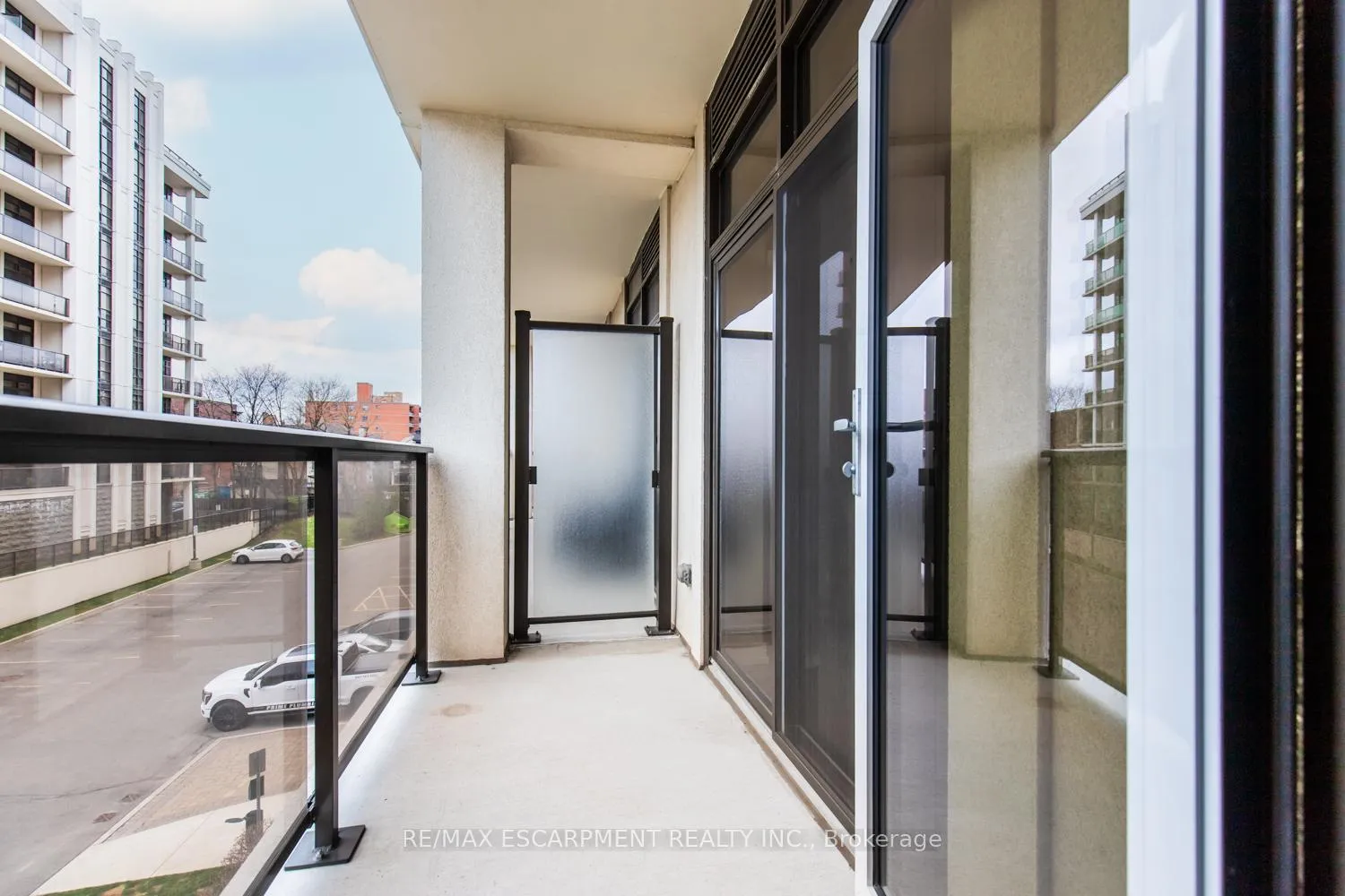 Photo 24 of Unit 301, 81 Robinson Street, Hamilton, Durand — HOMEH
