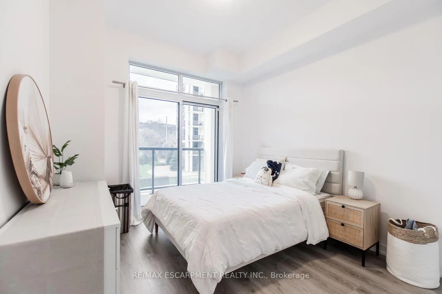 Photo 28 of Unit 301, 81 Robinson Street, Hamilton, Durand — HOMEH