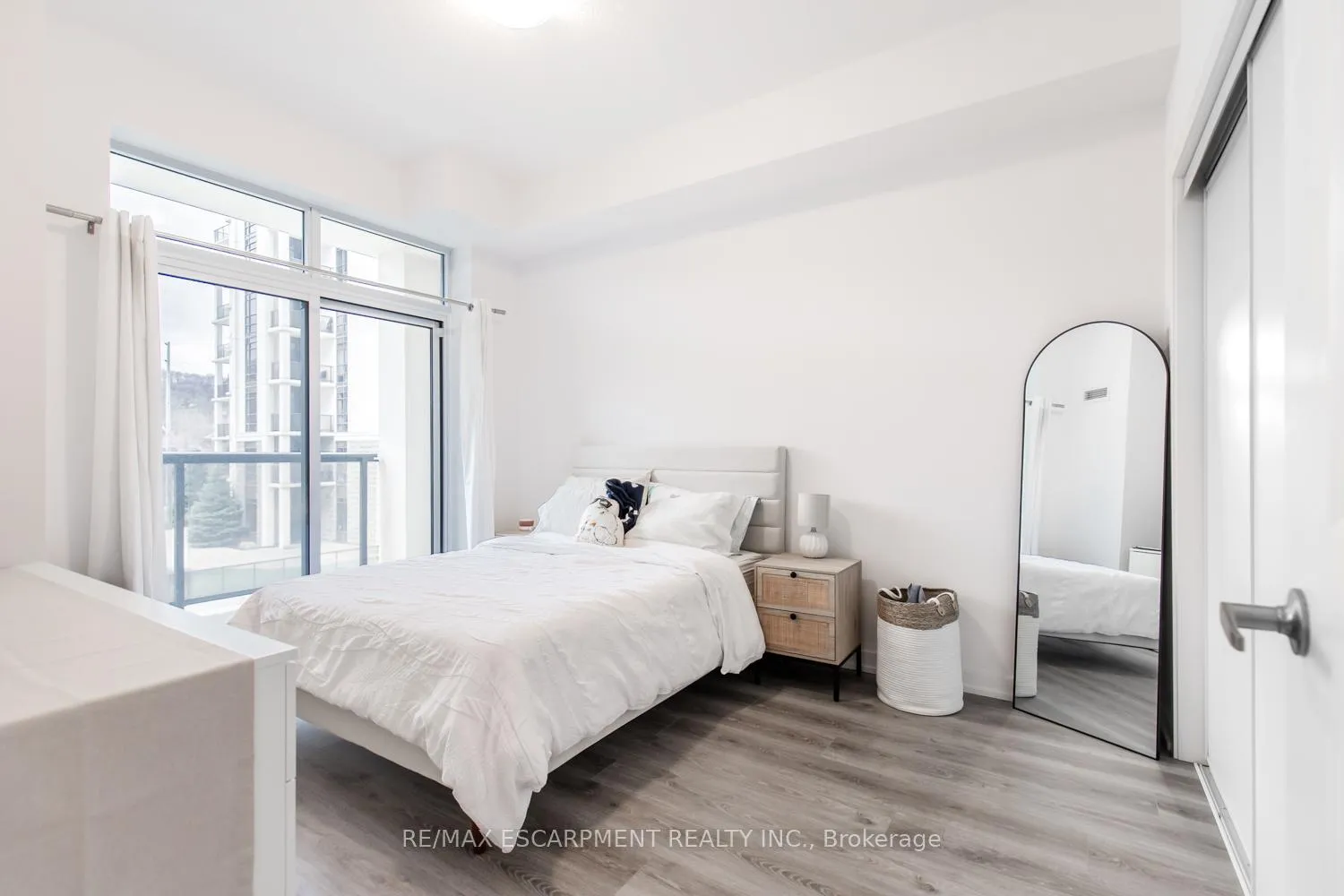 Photo 29 of Unit 301, 81 Robinson Street, Hamilton, Durand — HOMEH