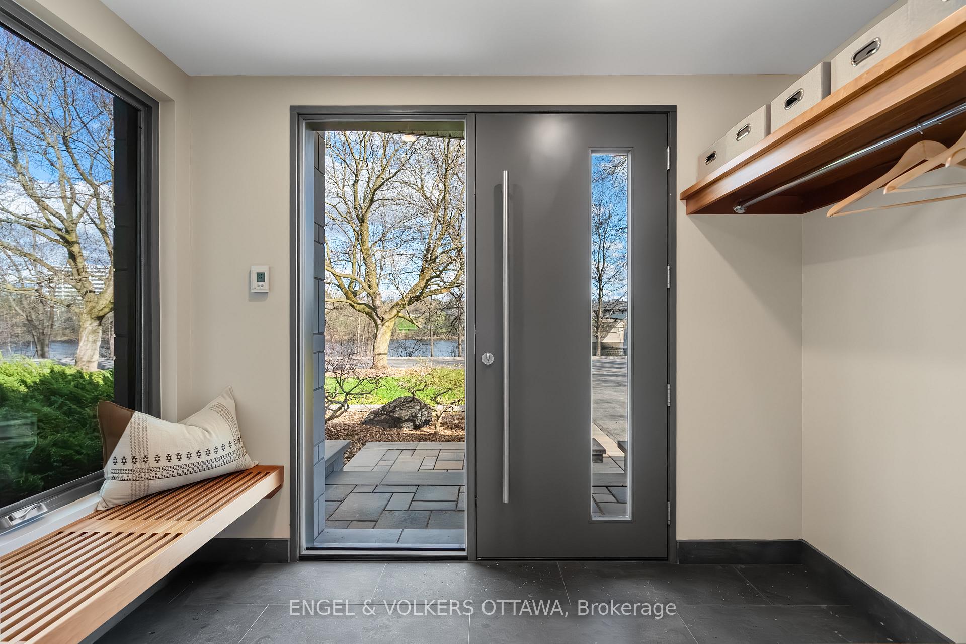 Photo 5 of 1930 Rideau Garden Drive, Ottawa, Ottawa East — HOMEH