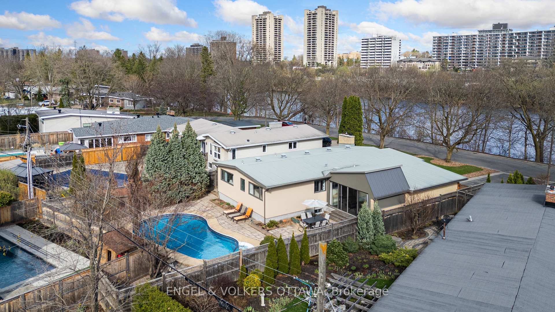 Photo 47 of 1930 Rideau Garden Drive, Ottawa, Ottawa East — HOMEH