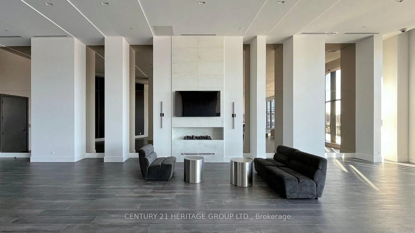 Photo 8 of Unit 4208, 8 Water Walk Drive, Markham, Unionville — HOMEH