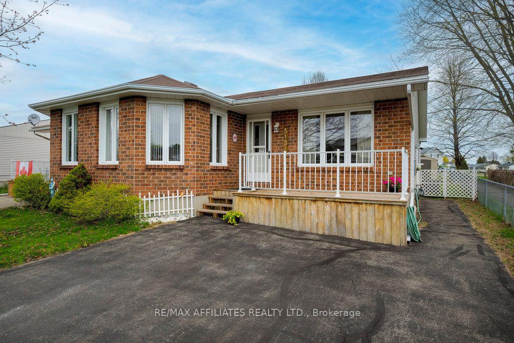 Photo 2 of 5131 Meadowland Drive E, Edwardsburgh/Cardinal, Town of Cardinal — HOMEH