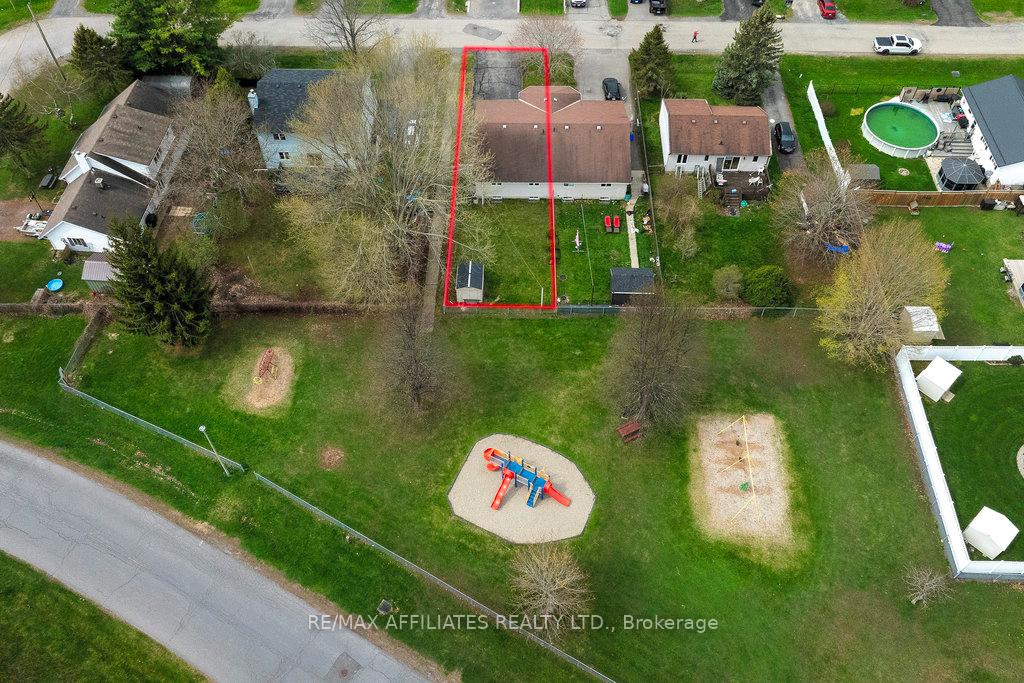 Photo 4 of 5131 Meadowland Drive E, Edwardsburgh/Cardinal, Town of Cardinal — HOMEH