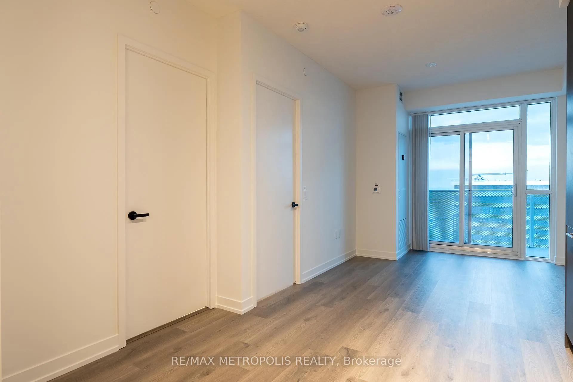 Photo 7 of Unit 5216, 195 Commerce Street, Vaughan, Vaughan Corporate Centre — HOMEH