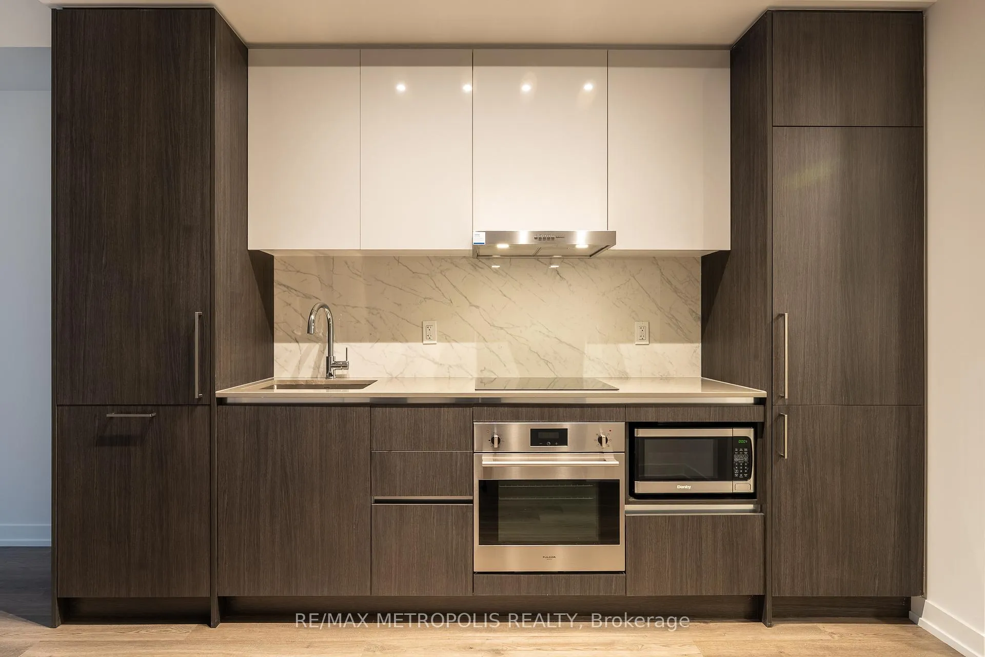 Photo 13 of Unit 5216, 195 Commerce Street, Vaughan, Vaughan Corporate Centre — HOMEH