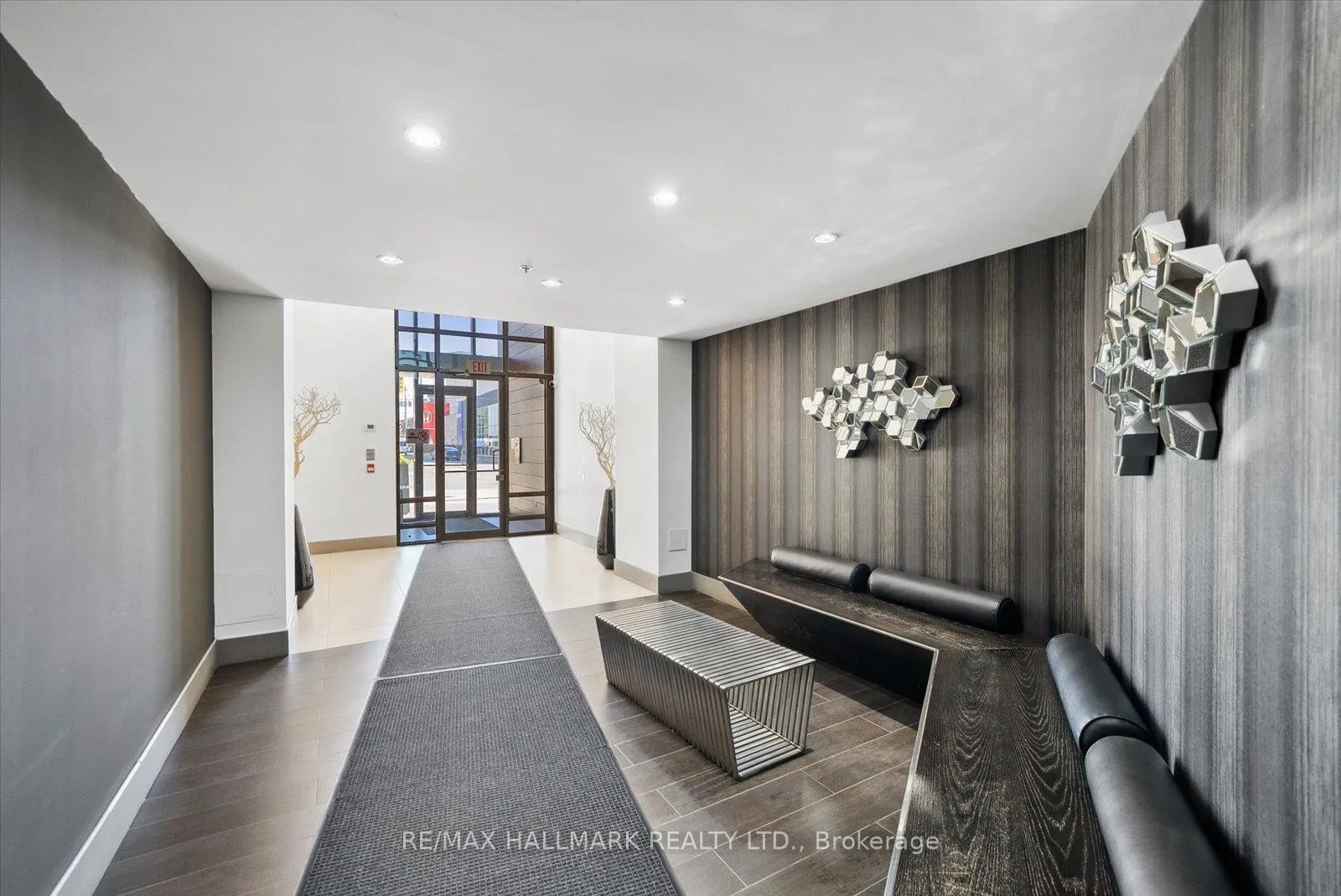 Photo 5 of Unit 611, 90 Trinity Street, Toronto, Moss Park — HOMEH