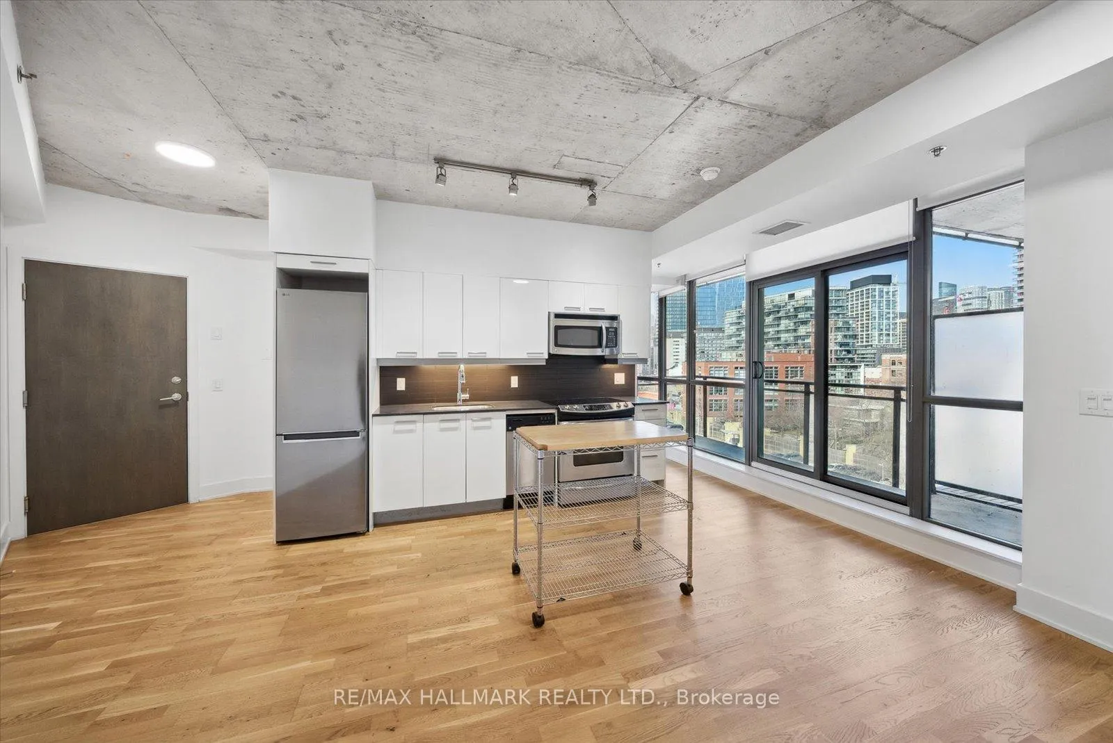Photo 11 of Unit 611, 90 Trinity Street, Toronto, Moss Park — HOMEH