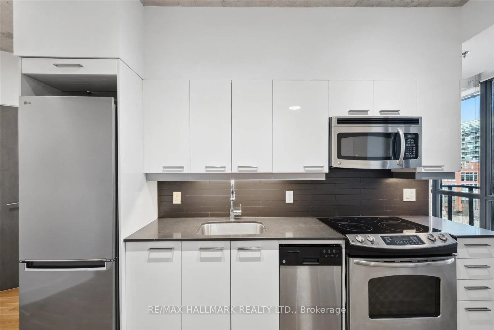 Photo 13 of Unit 611, 90 Trinity Street, Toronto, Moss Park — HOMEH