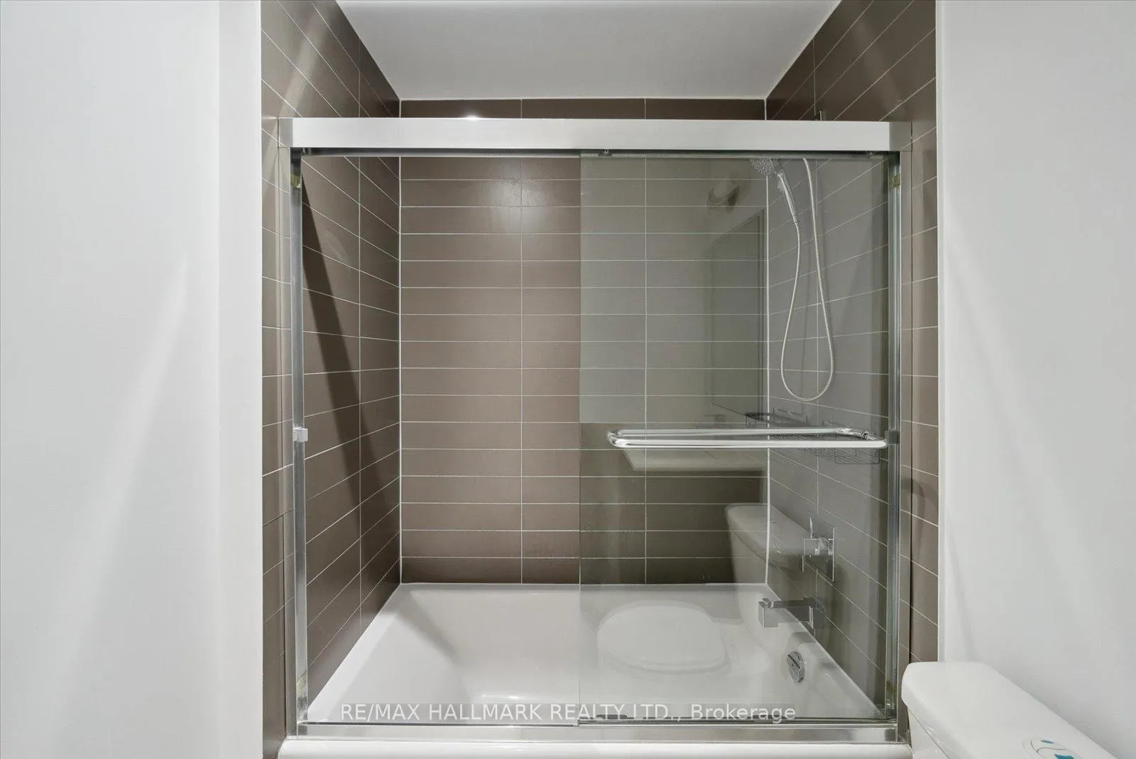 Photo 26 of Unit 611, 90 Trinity Street, Toronto, Moss Park — HOMEH
