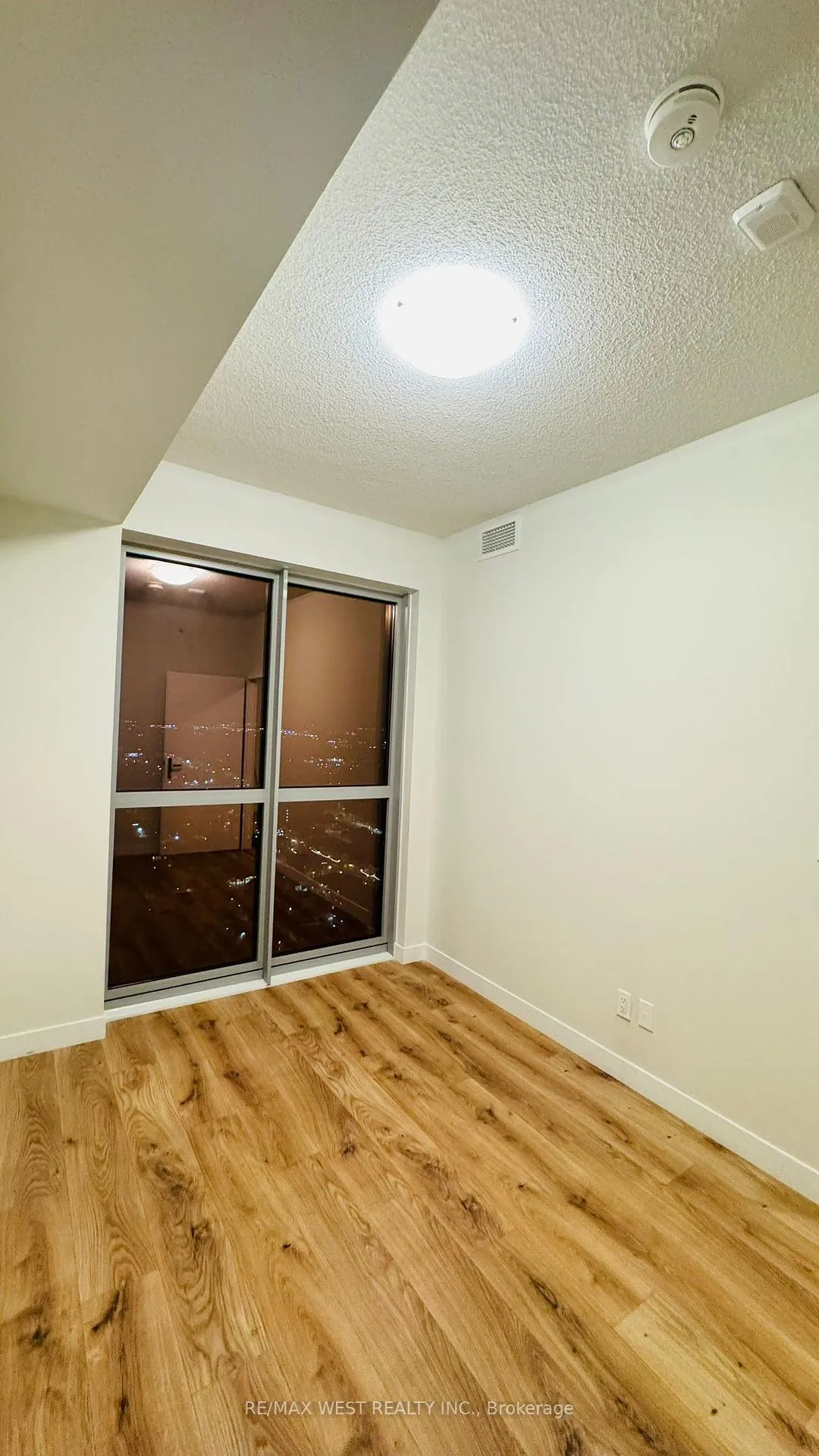 Photo 8 of Unit 3101, 60 Frederick Street, Kitchener — HOMEH