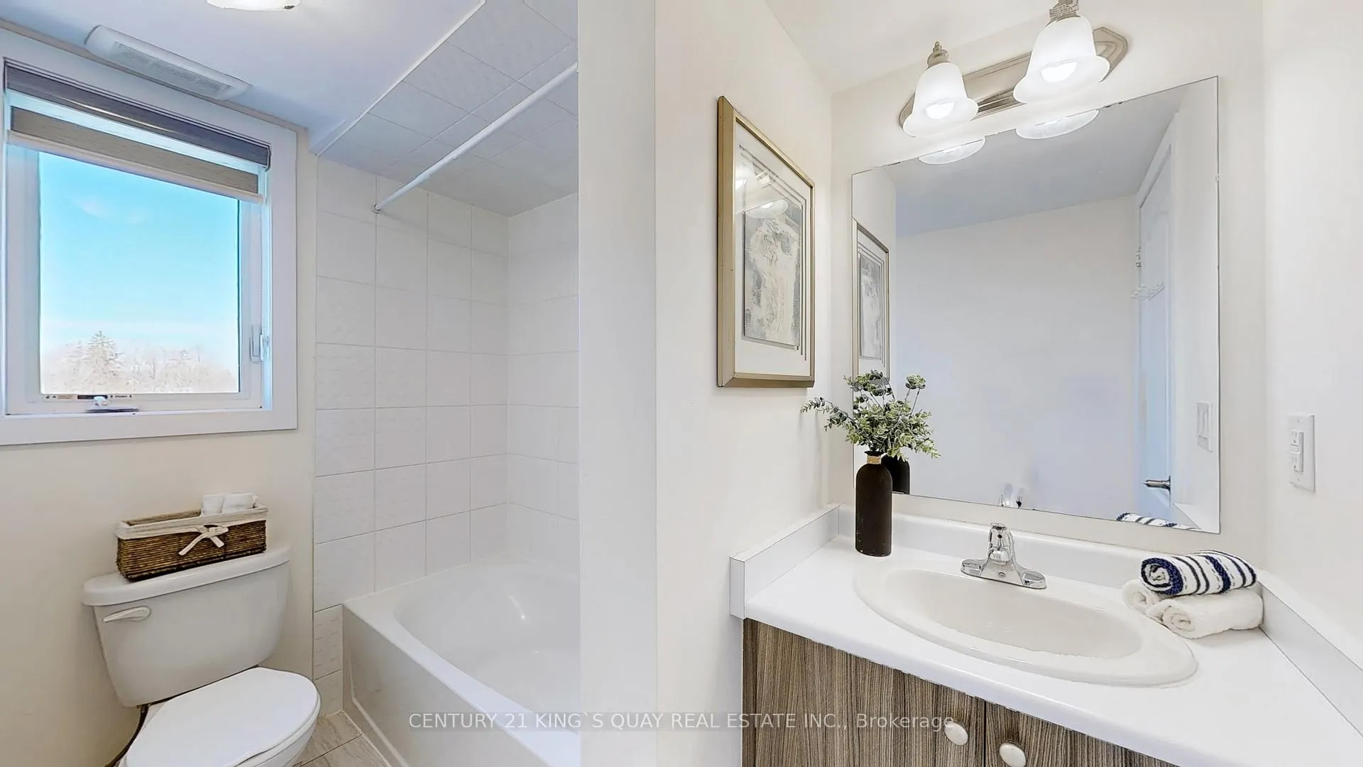 Photo 36 of Unit 2202, 10 Westmeath Lane, Markham, Cornell — HOMEH