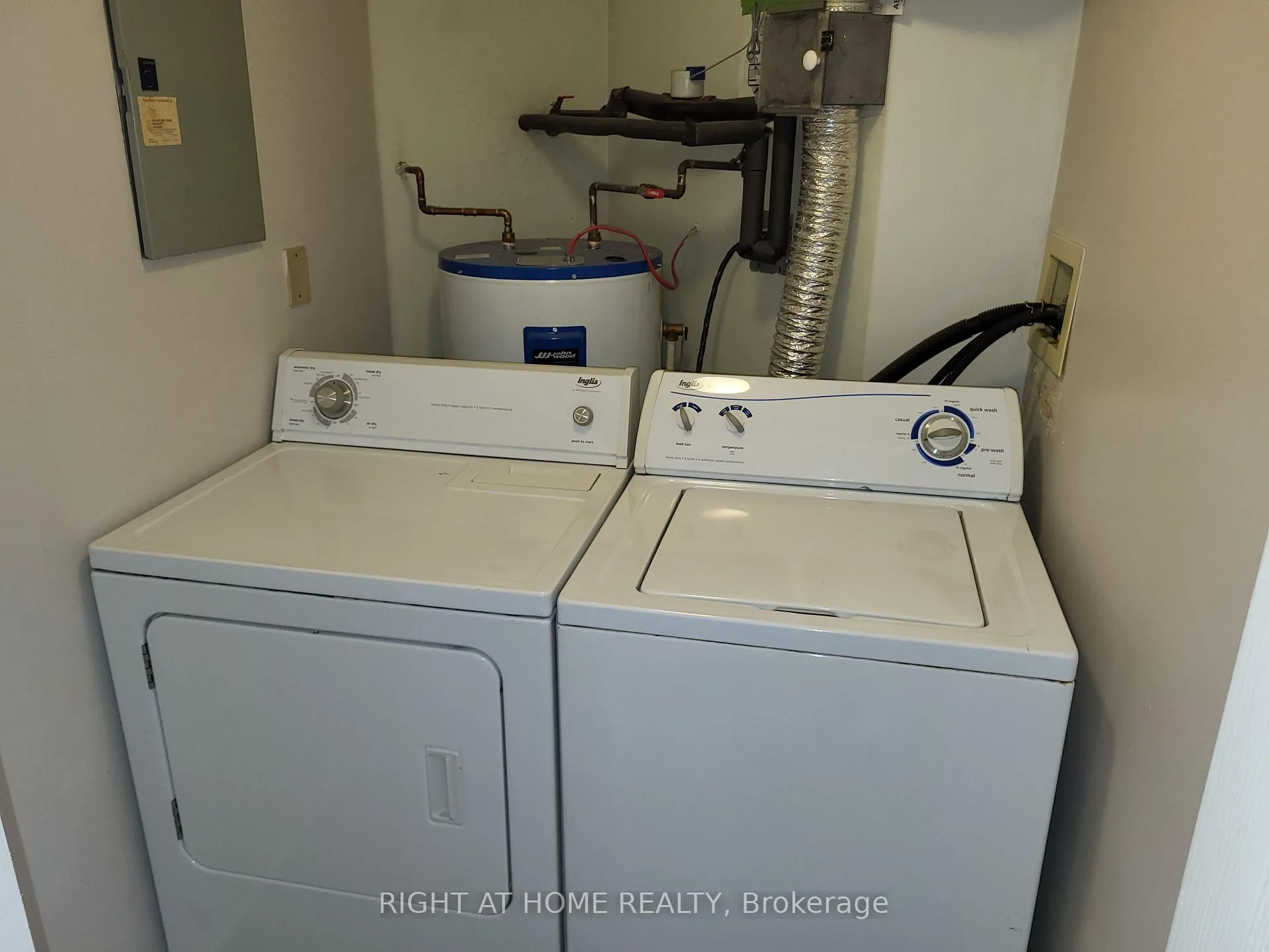 Photo 19 of Unit 54, 3085 Kingsway Drive, Kitchener — HOMEH