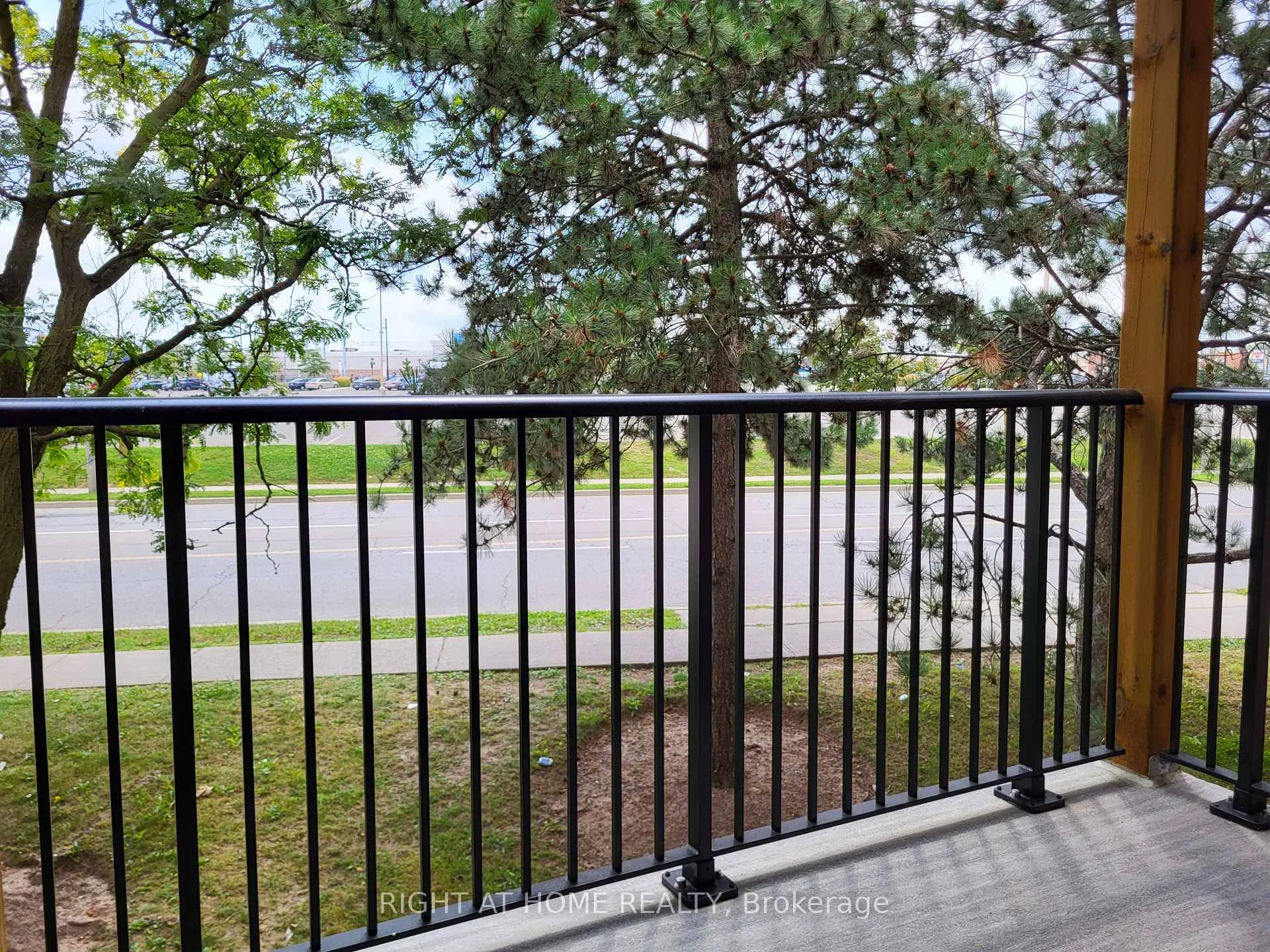 Photo 20 of Unit 54, 3085 Kingsway Drive, Kitchener — HOMEH