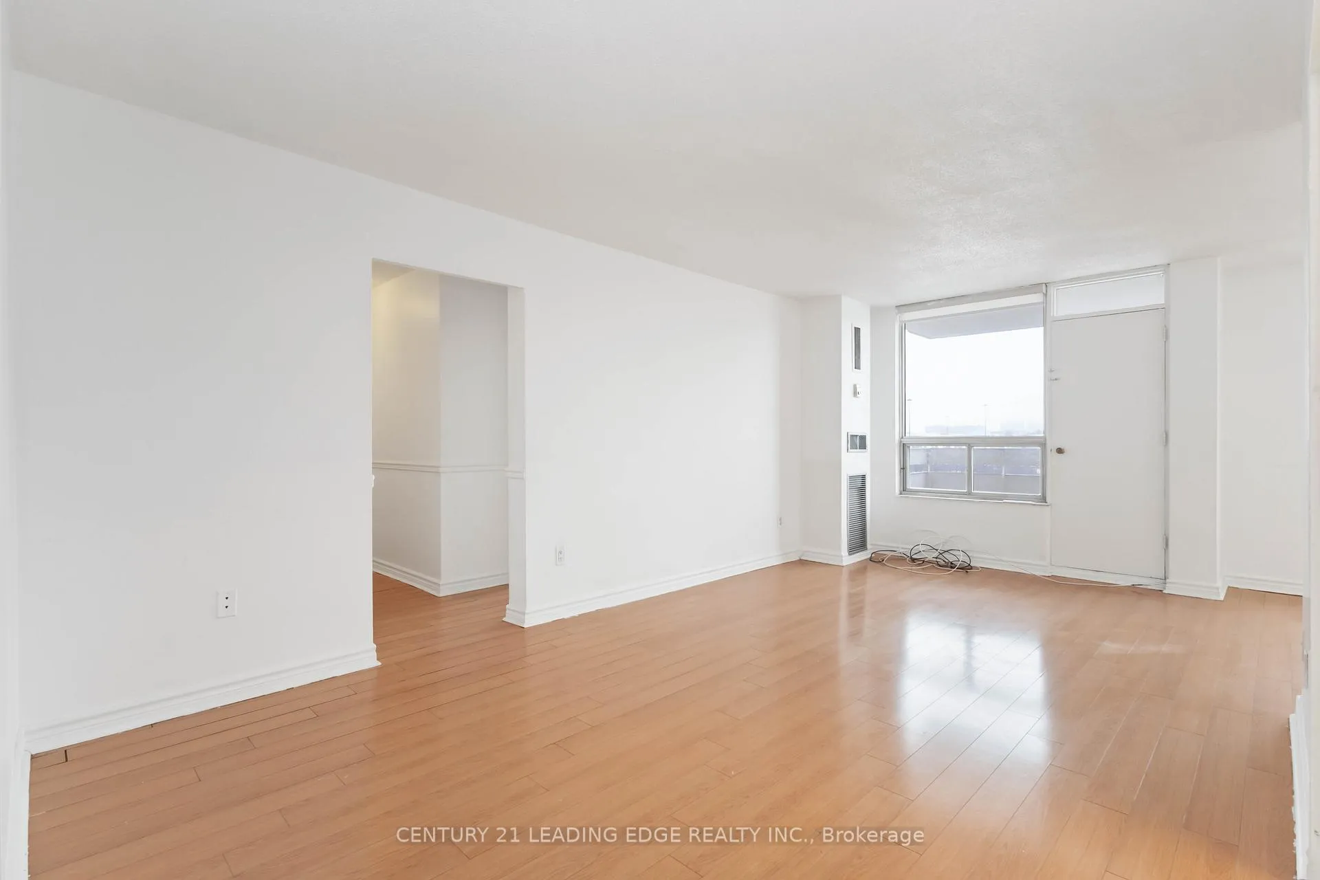 Photo 5 of Unit 1203, 20 Edgecliff Golfway, Toronto, Flemingdon Park — HOMEH