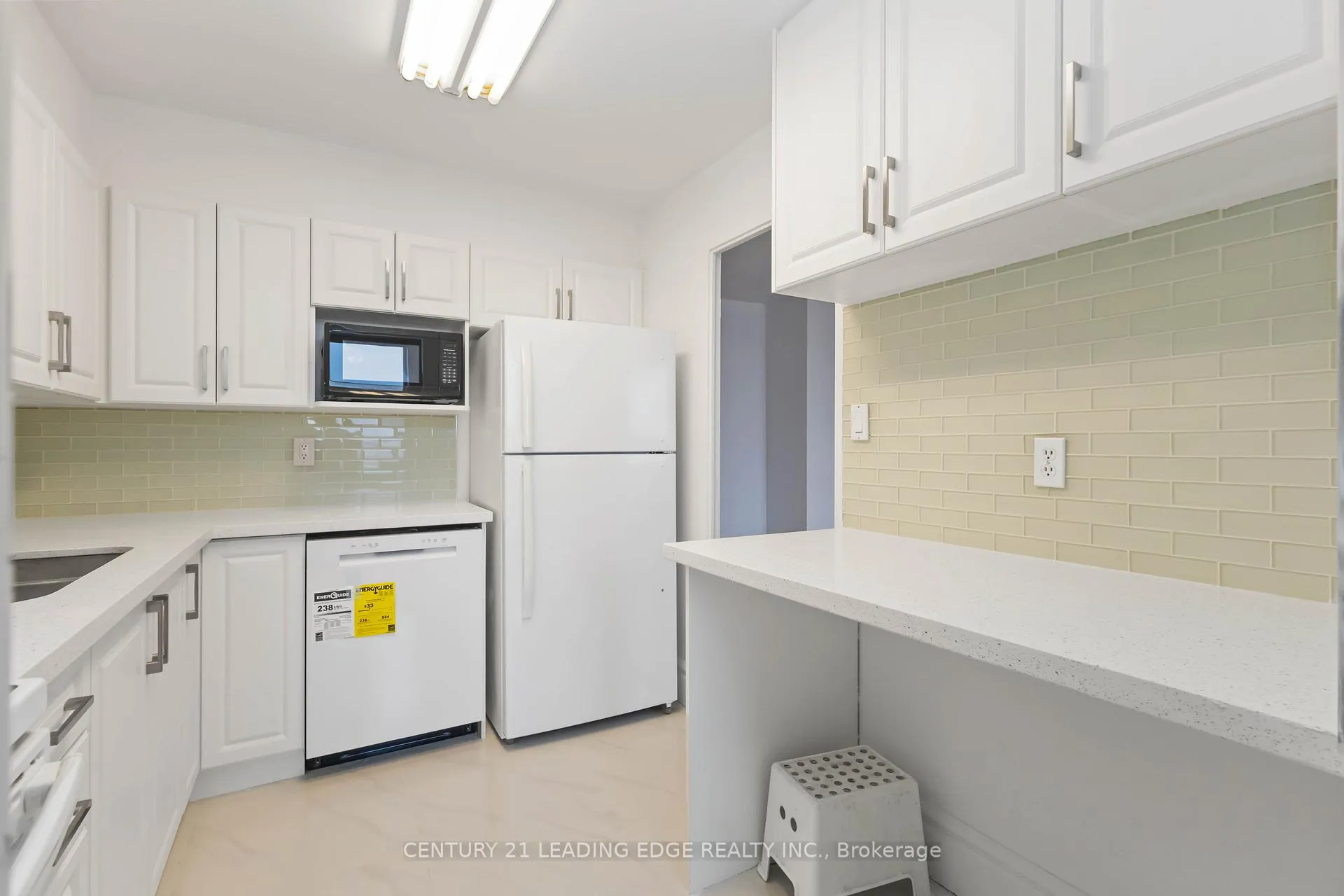 Photo 13 of Unit 1203, 20 Edgecliff Golfway, Toronto, Flemingdon Park — HOMEH