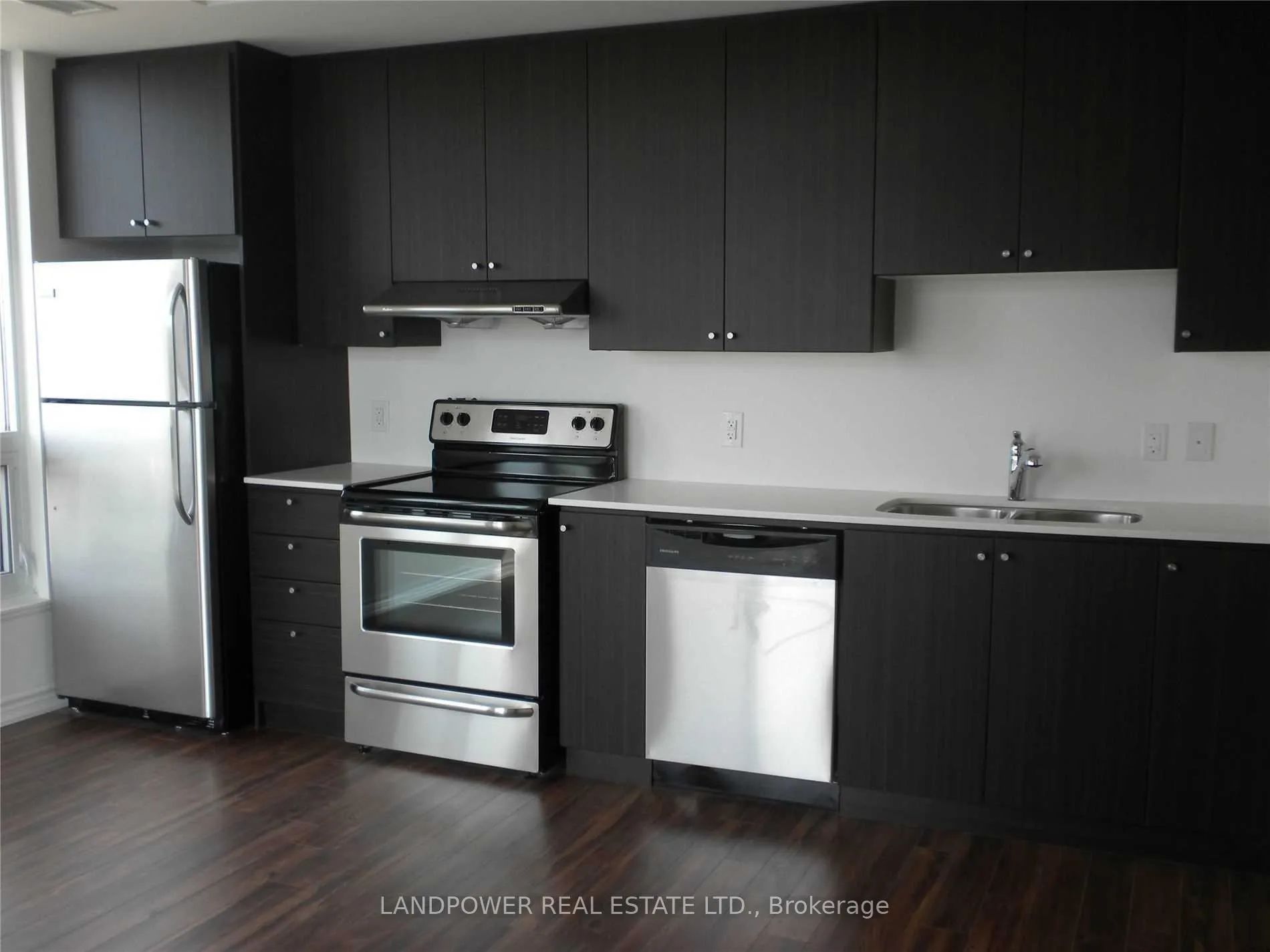 Photo 3 of Unit 622, 8323 Kennedy Road, Markham, Village Green-South Unionville — HOMEH