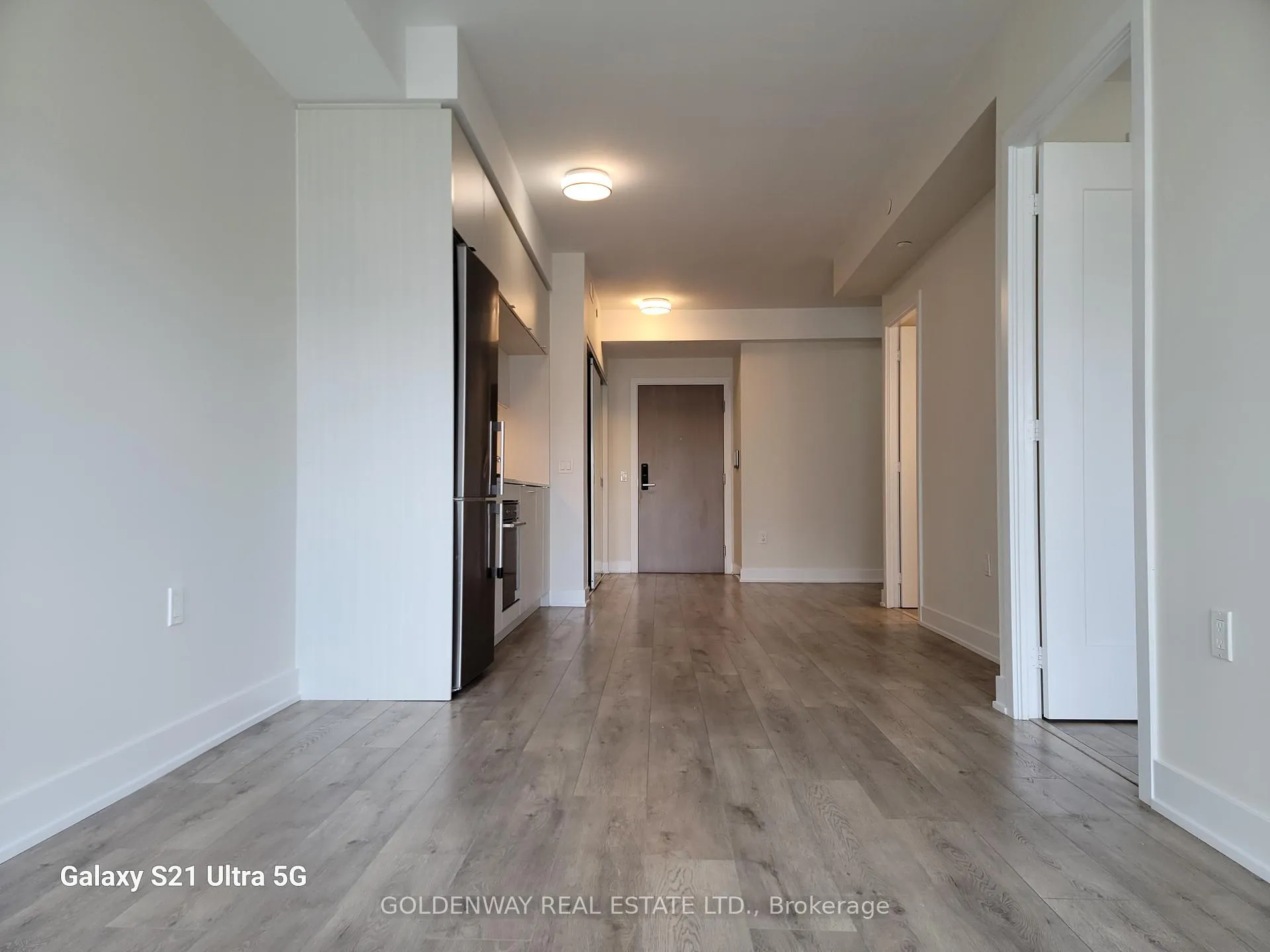 Photo 6 of Unit 2009, 575 Bloor Street E, Toronto, North St. James Town — HOMEH