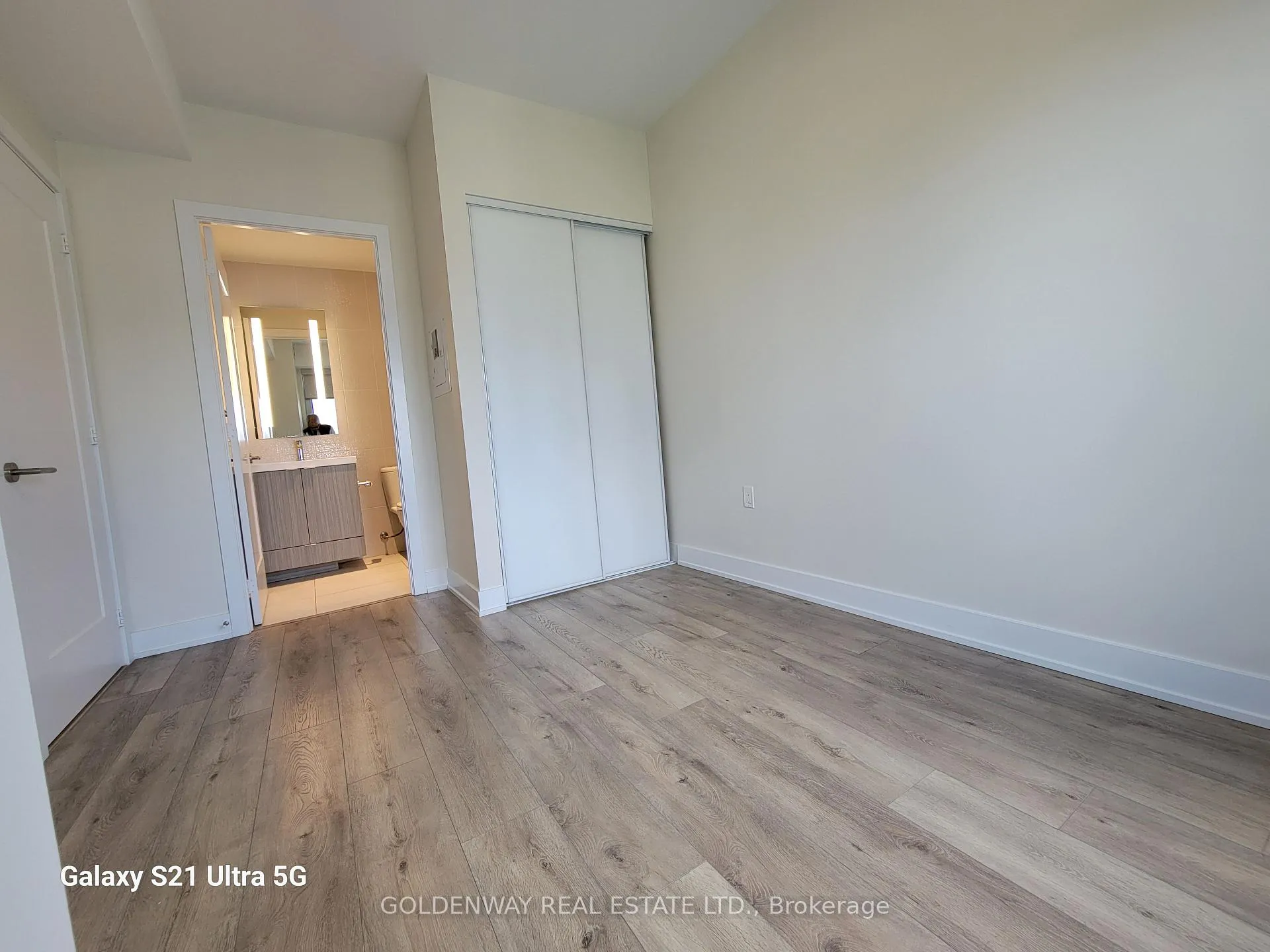 Photo 9 of Unit 2009, 575 Bloor Street E, Toronto, North St. James Town — HOMEH