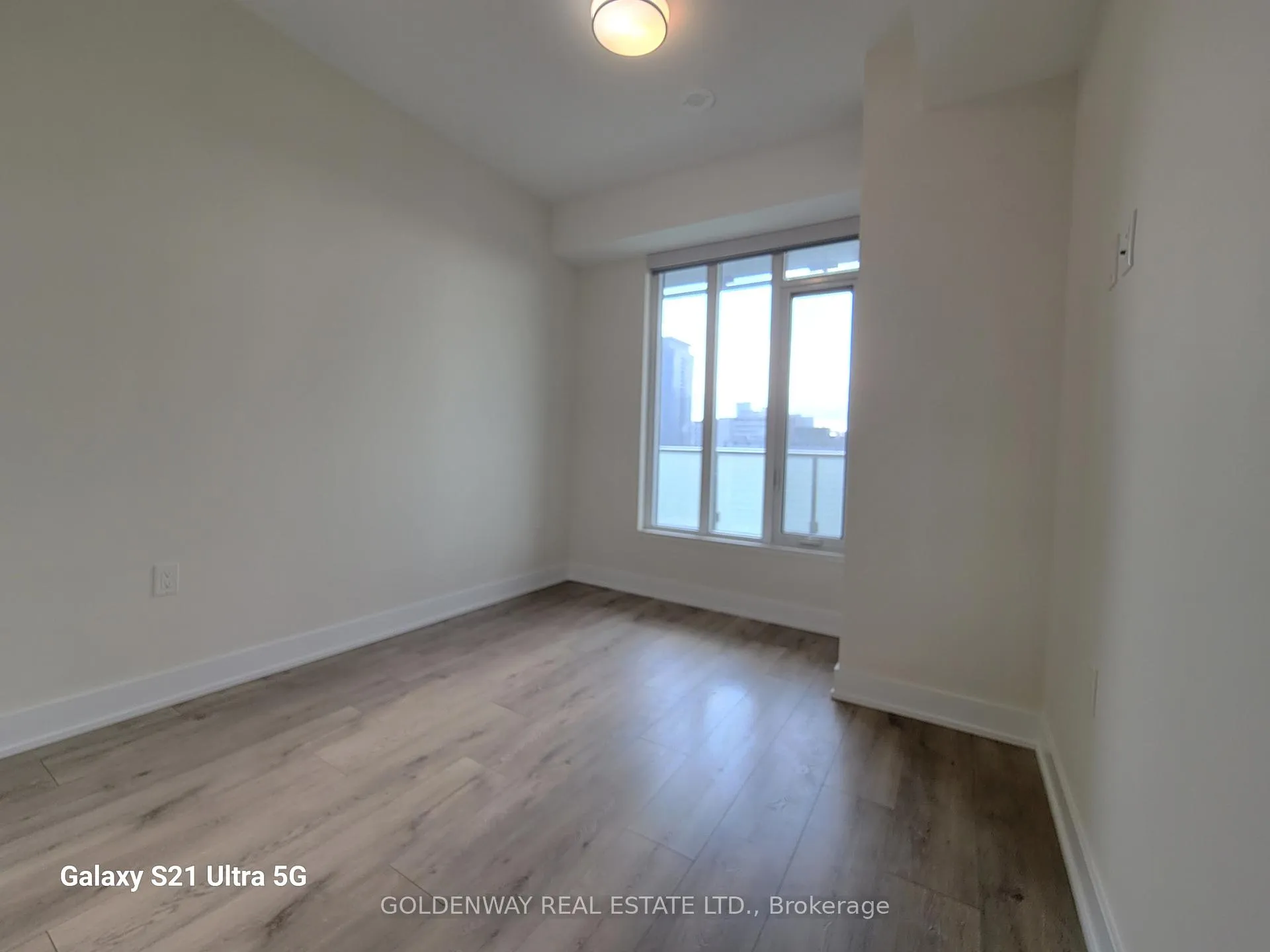 Photo 10 of Unit 2009, 575 Bloor Street E, Toronto, North St. James Town — HOMEH