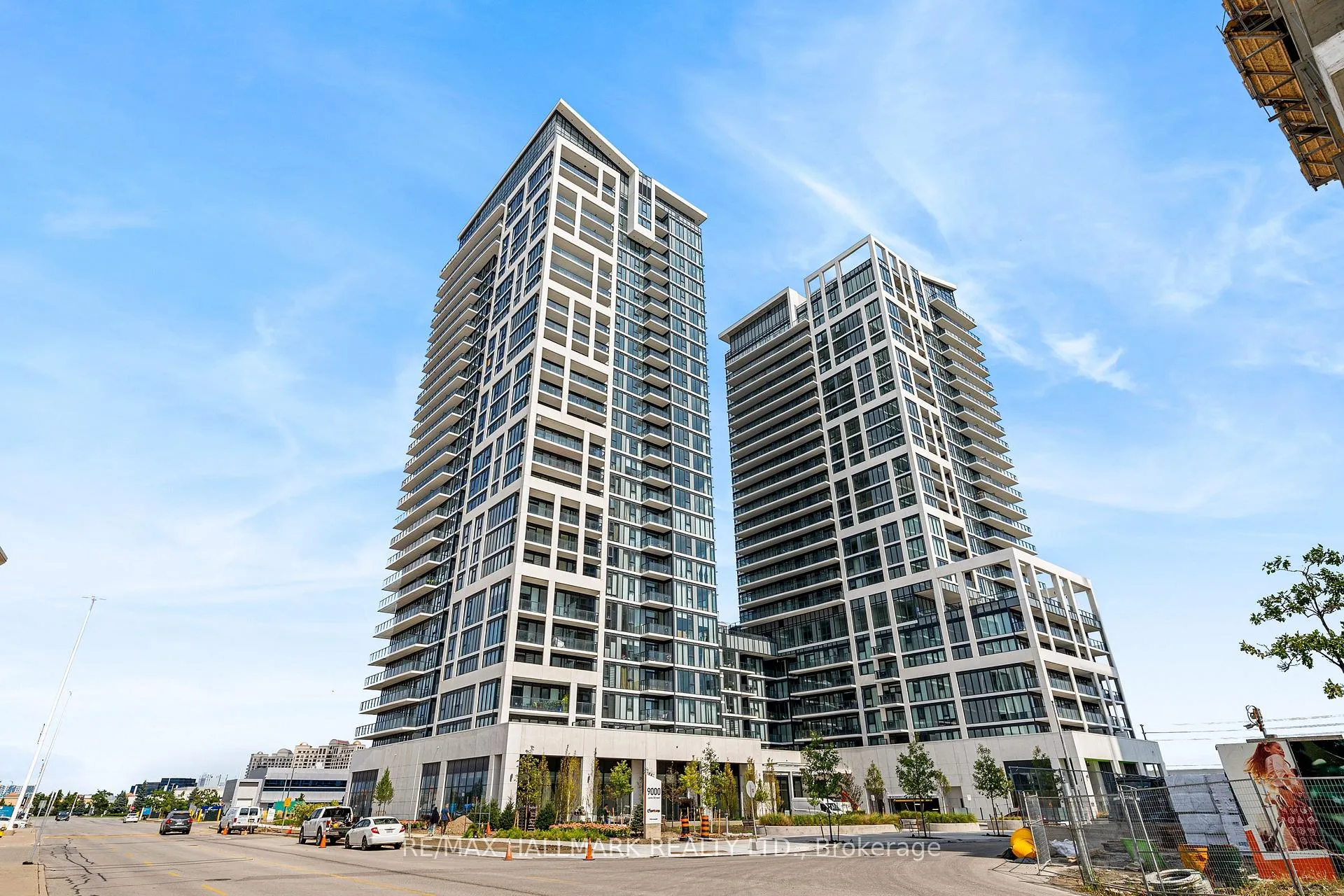 Photo 2 of Unit 1612, 9000 Jane Street, Vaughan, Concord — HOMEH