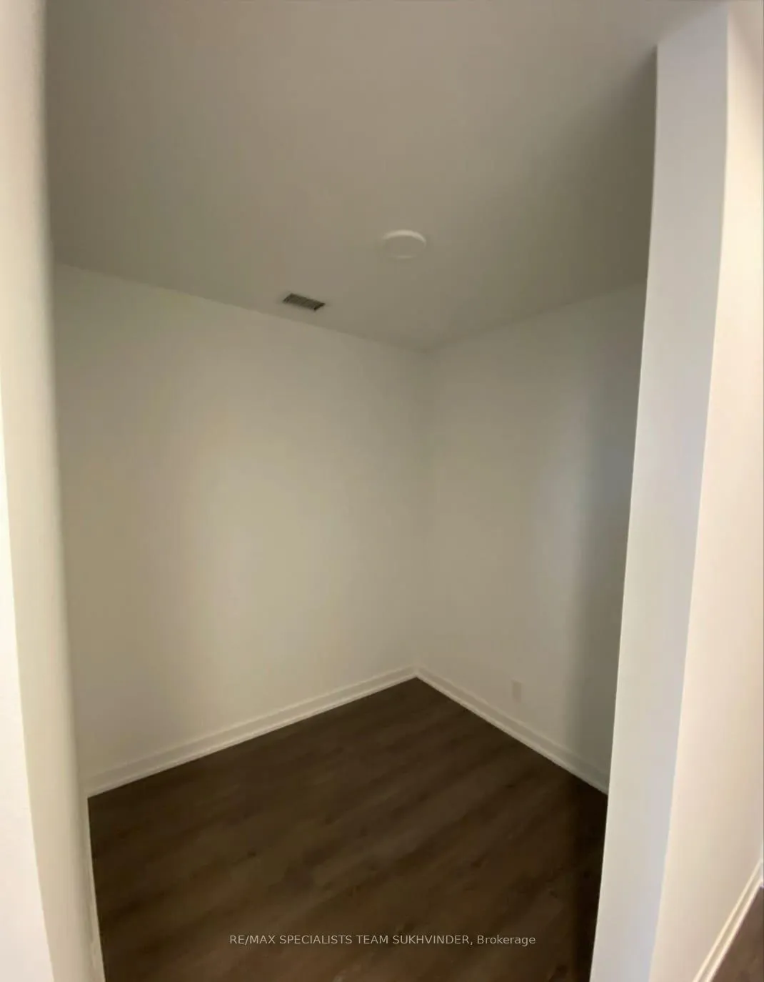 Photo 6 of Unit B-806, 7950 Bathurst Street, Vaughan, Beverley Glen — HOMEH