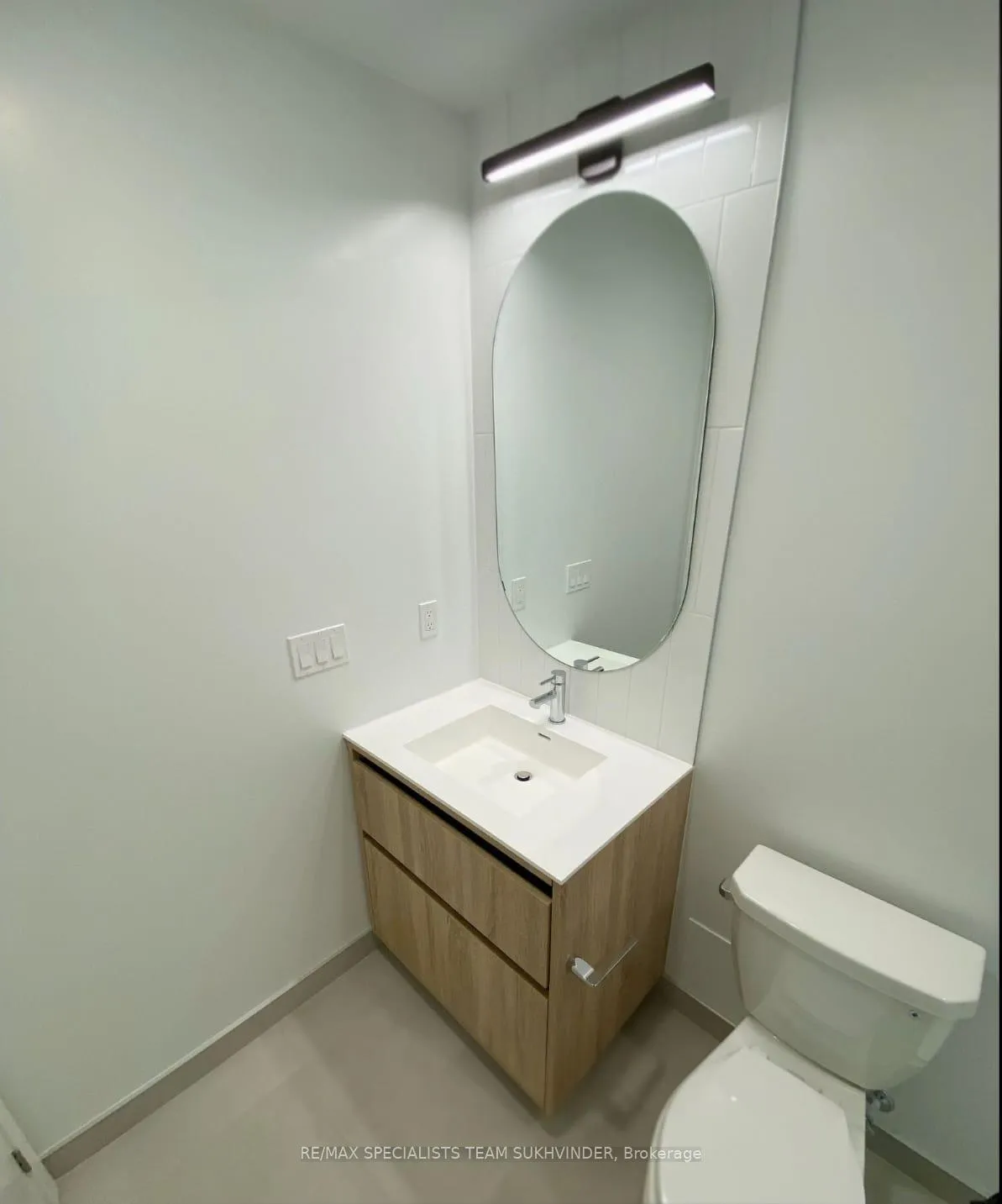 Photo 7 of Unit B-806, 7950 Bathurst Street, Vaughan, Beverley Glen — HOMEH