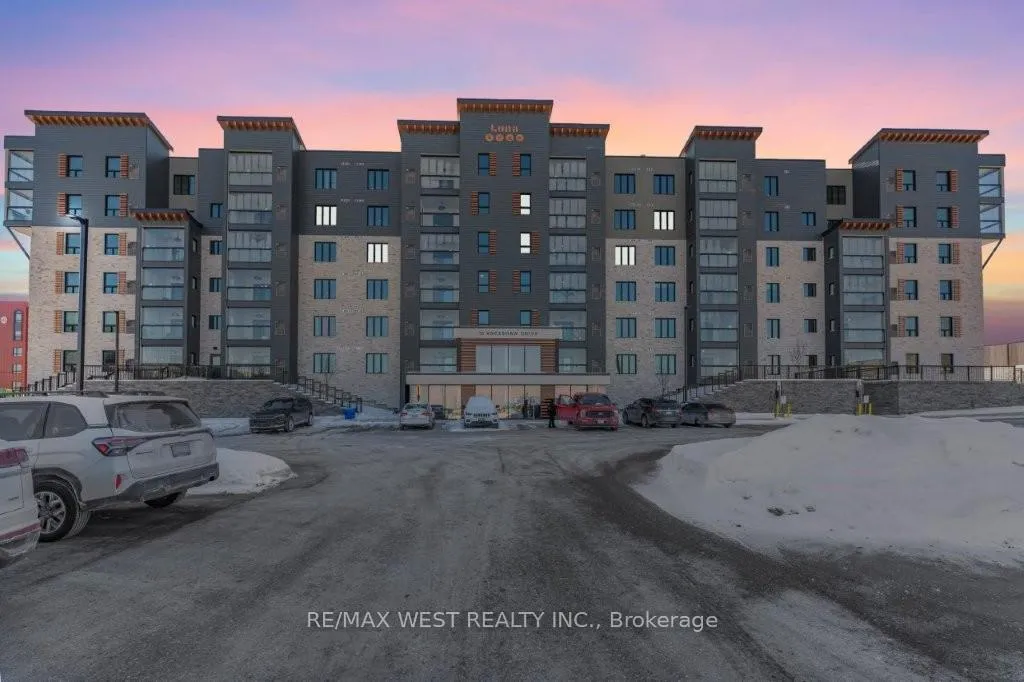 Photo 1 of Unit 309, 15 Kneeshaw Drive, Barrie, Rural Barrie Southeast — HOMEH