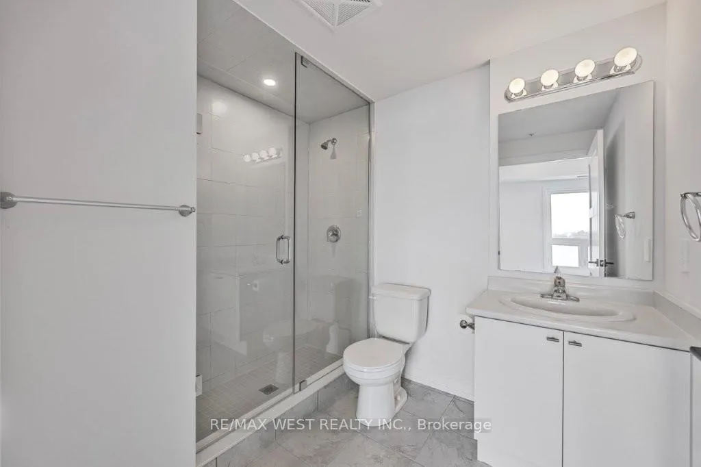 Photo 16 of Unit 309, 15 Kneeshaw Drive, Barrie, Rural Barrie Southeast — HOMEH