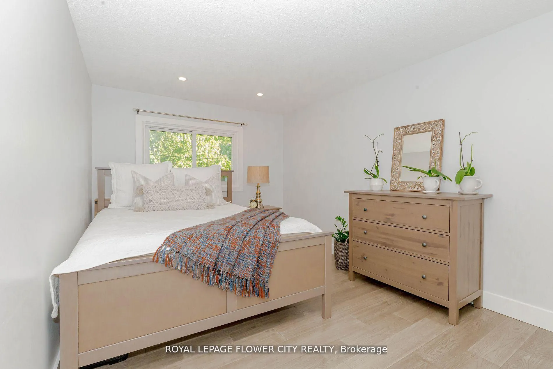 Photo 14 of Unit 28, 399 Vodden Street E, Brampton, Madoc — HOMEH