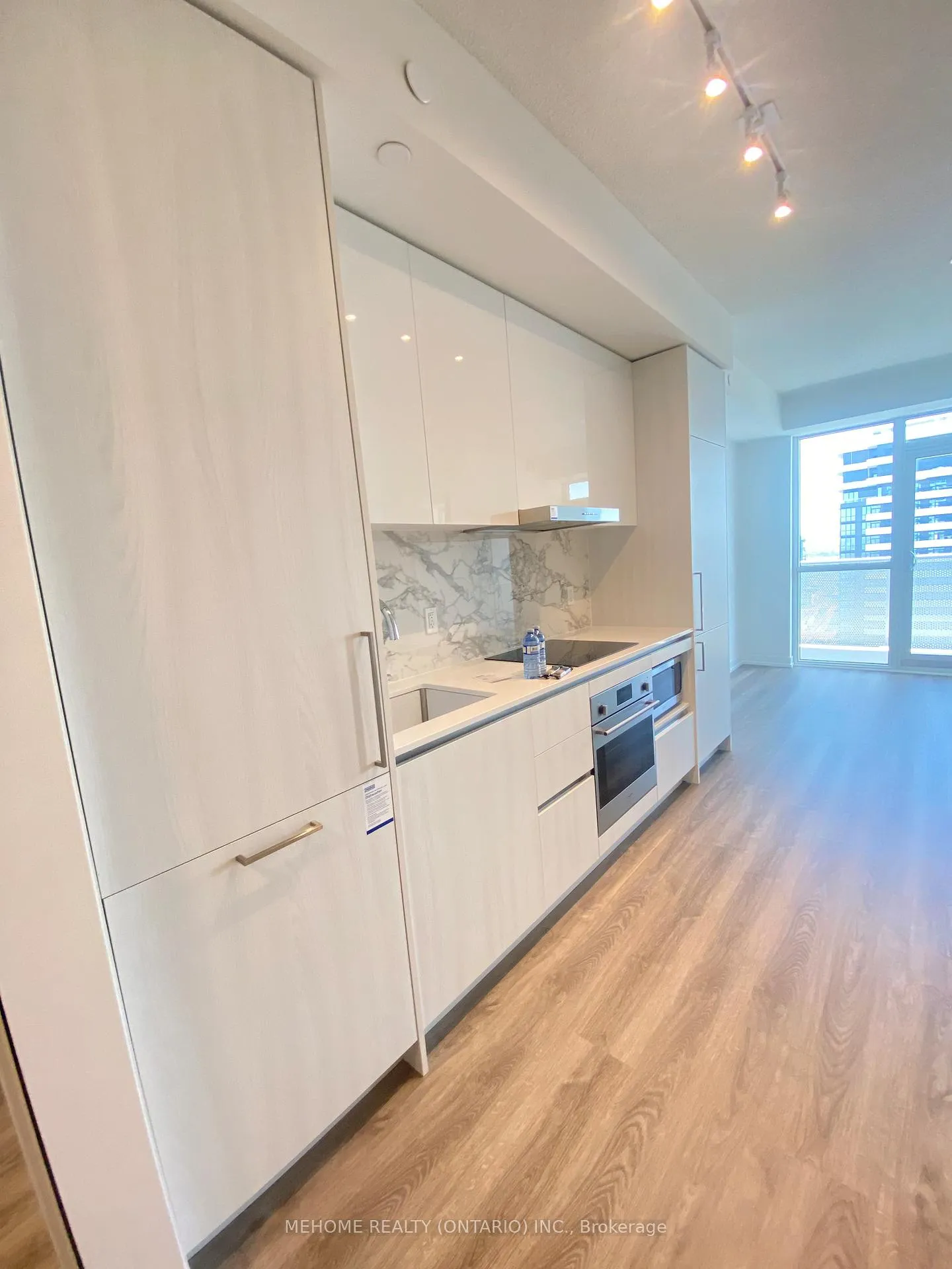 Photo 2 of Unit 4617, 195 commerce Street, Vaughan, Vaughan Corporate Centre — HOMEH
