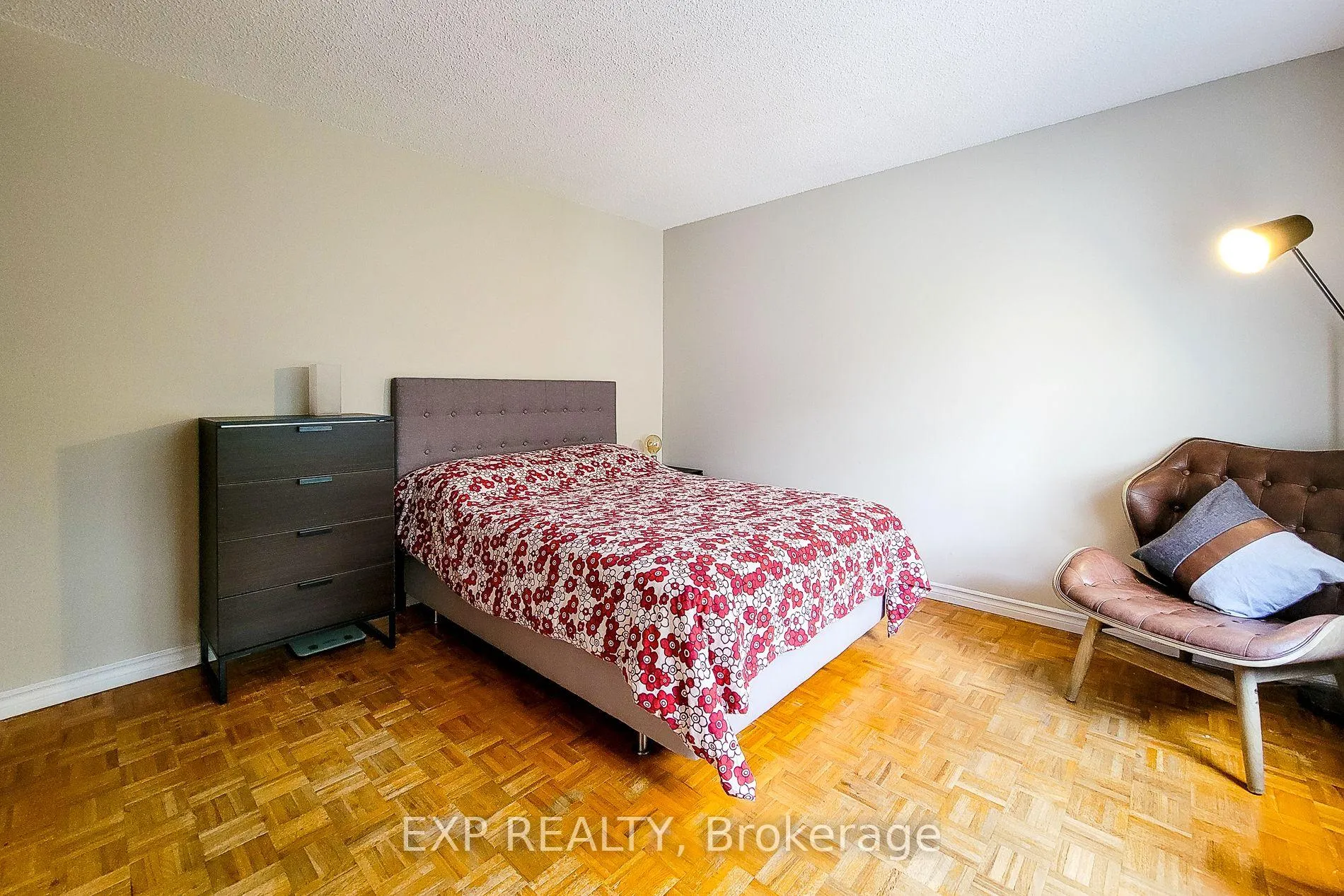 Photo 25 of Unit 2, 1300 Upper Ottawa Street, Hamilton, Quinndale — HOMEH