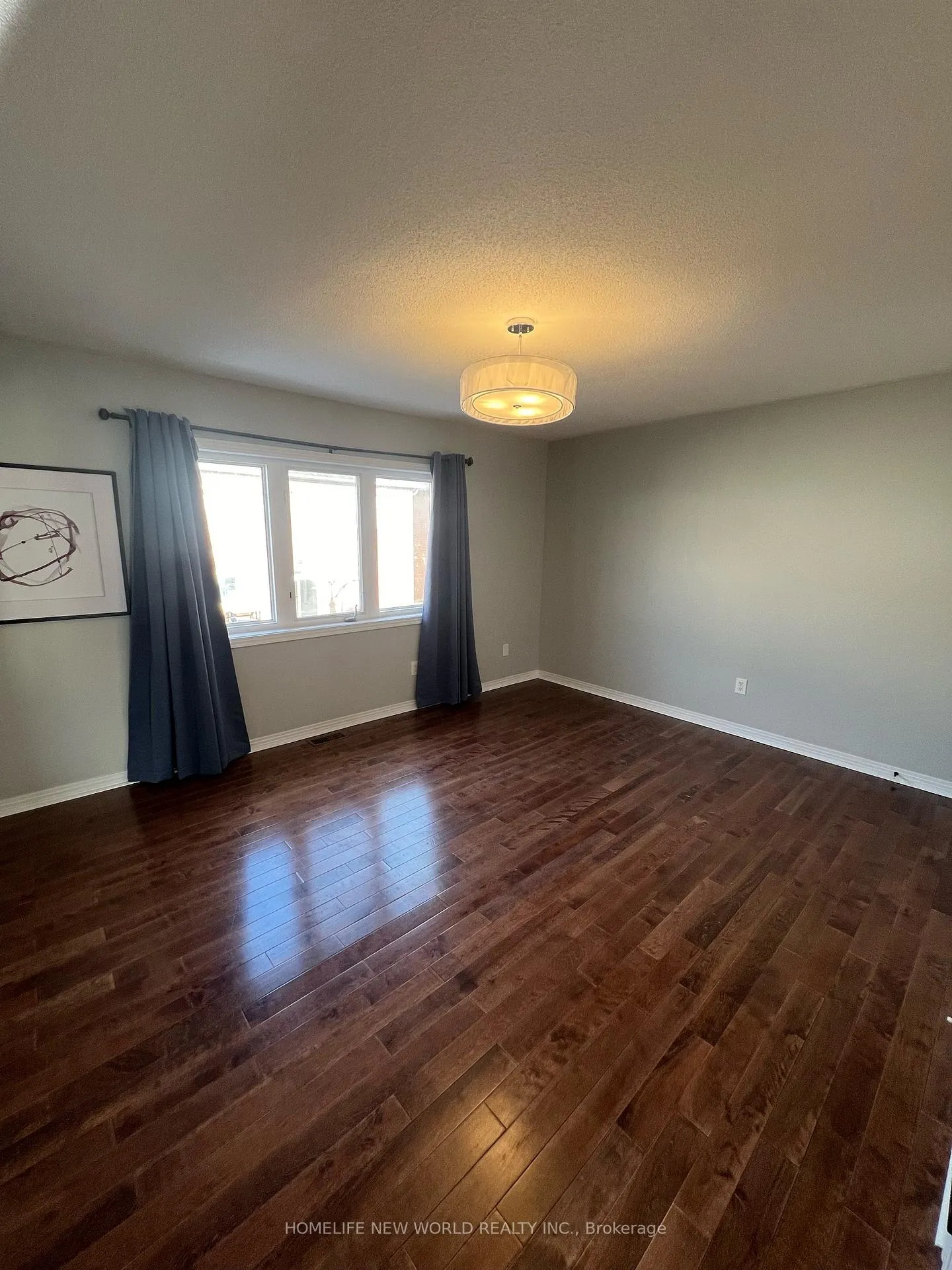 Photo 17 of 61 Lakespring Drive, Markham, Cachet — HOMEH
