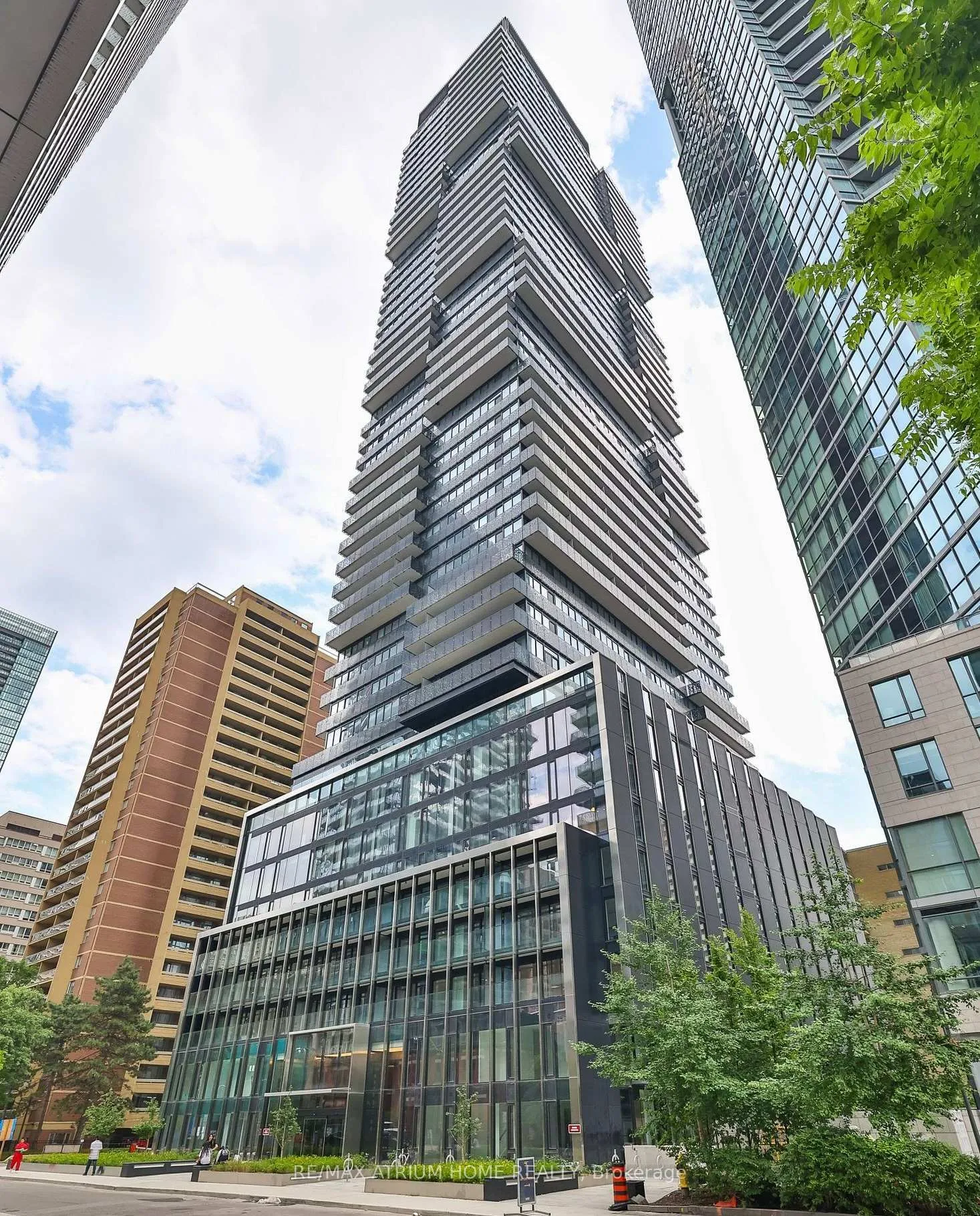 Photo 2 of Unit 2802, 55 Charles Street E, Toronto, Church-Yonge Corridor — HOMEH