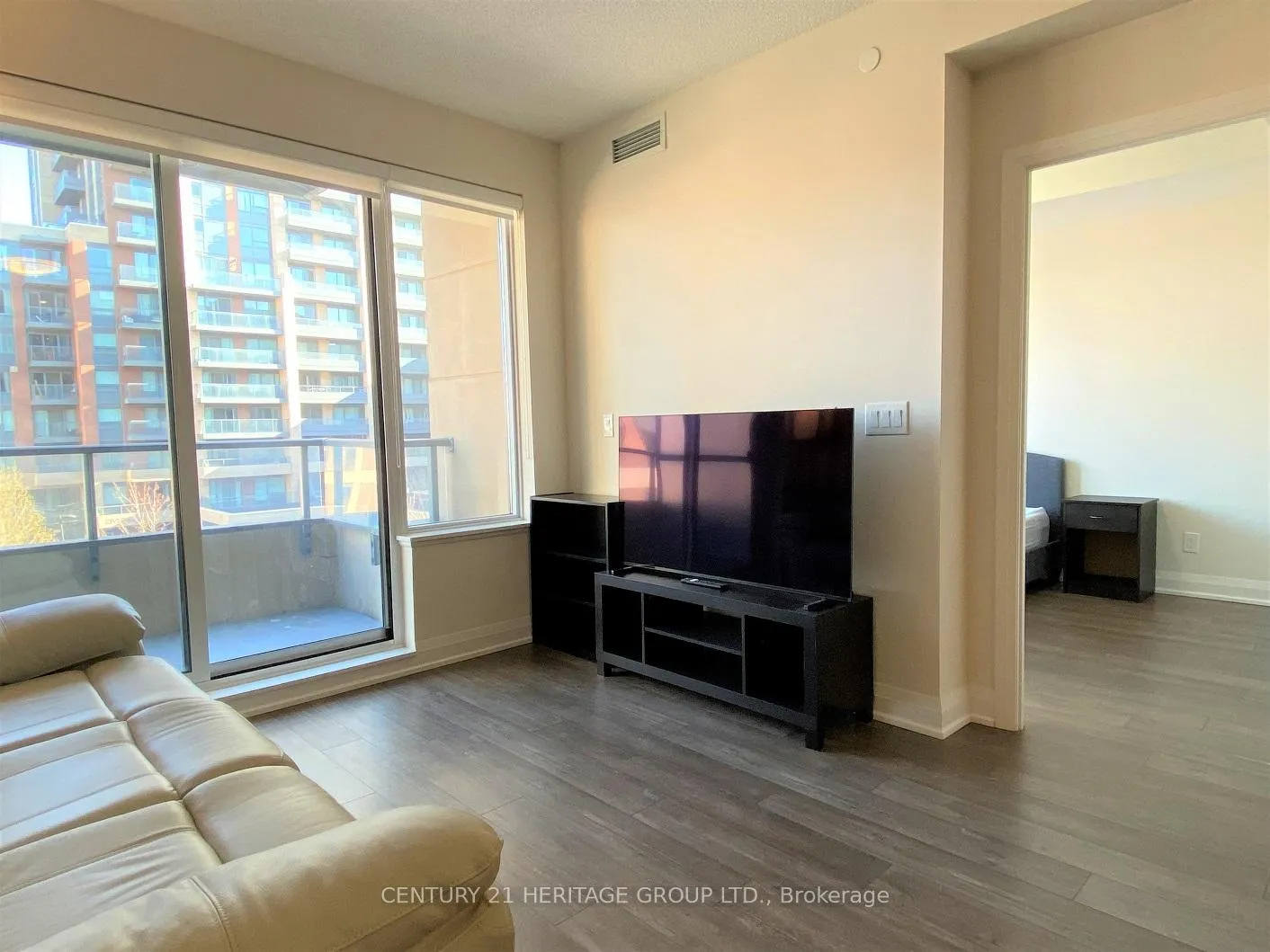 Photo 11 of Unit 332, 28 Uptown Drive, Markham, Unionville — HOMEH