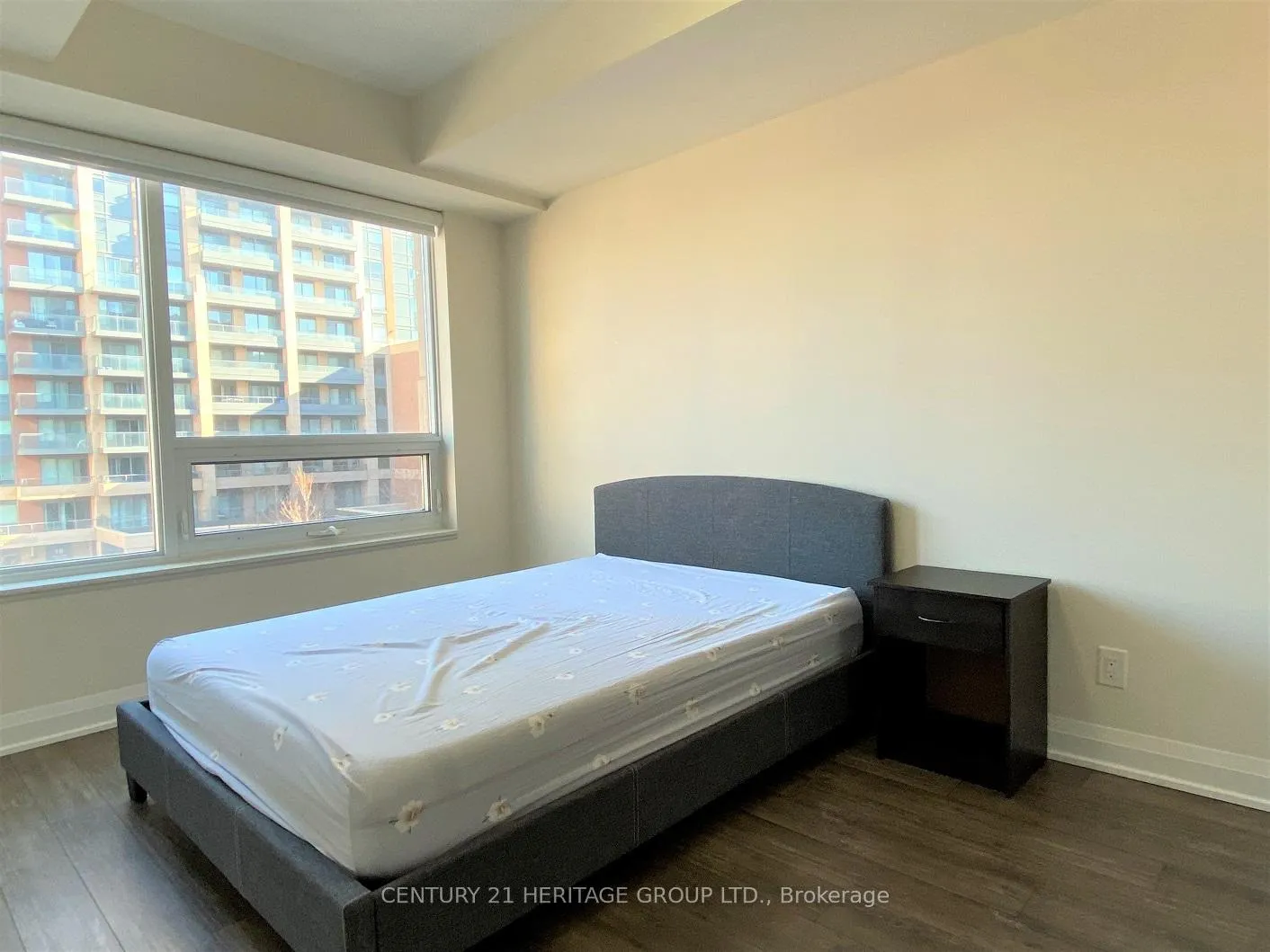 Photo 13 of Unit 332, 28 Uptown Drive, Markham, Unionville — HOMEH