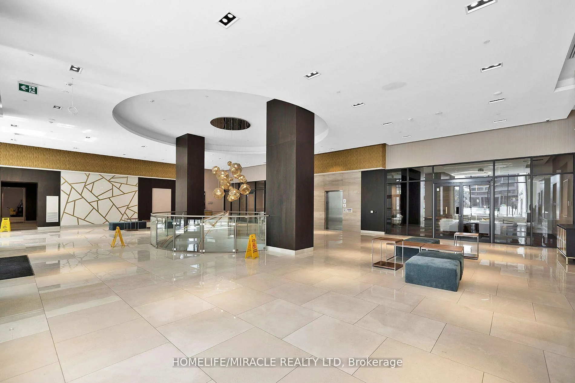 Photo 8 of Unit 1722, 9000 Jane Street, Vaughan, Concord — HOMEH