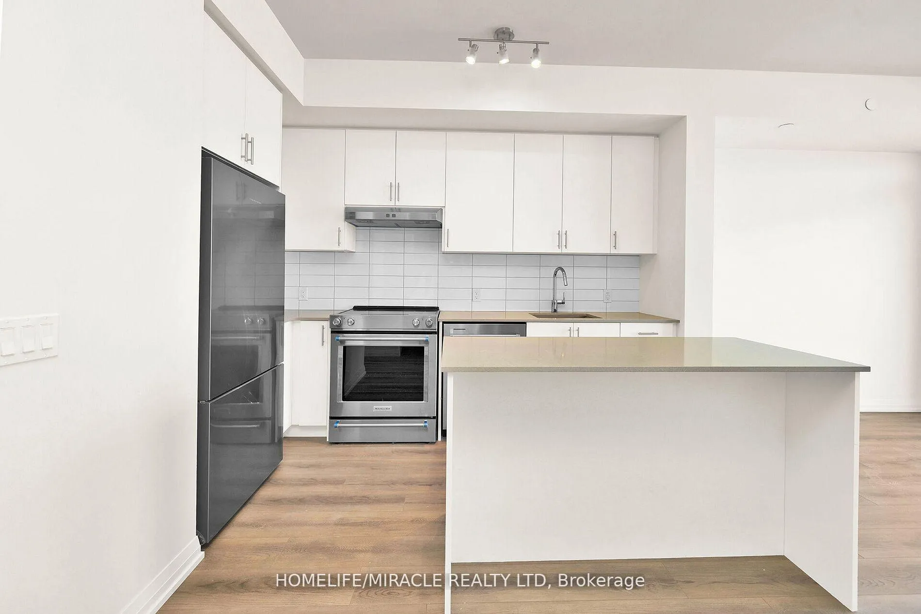 Photo 14 of Unit 1722, 9000 Jane Street, Vaughan, Concord — HOMEH